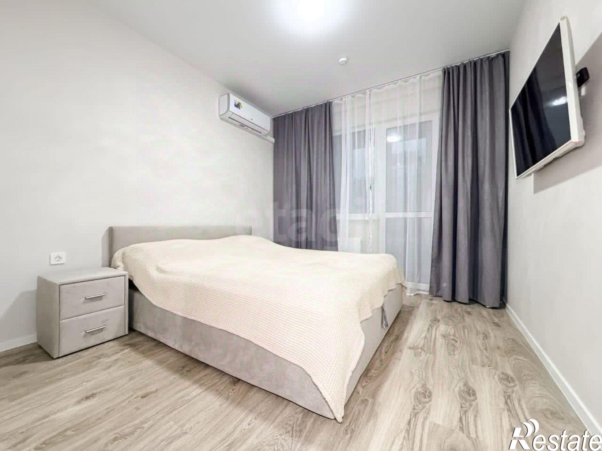 Купить квартиру за 6 700 000 рублей на Вячеслава Карпова, 12 к3