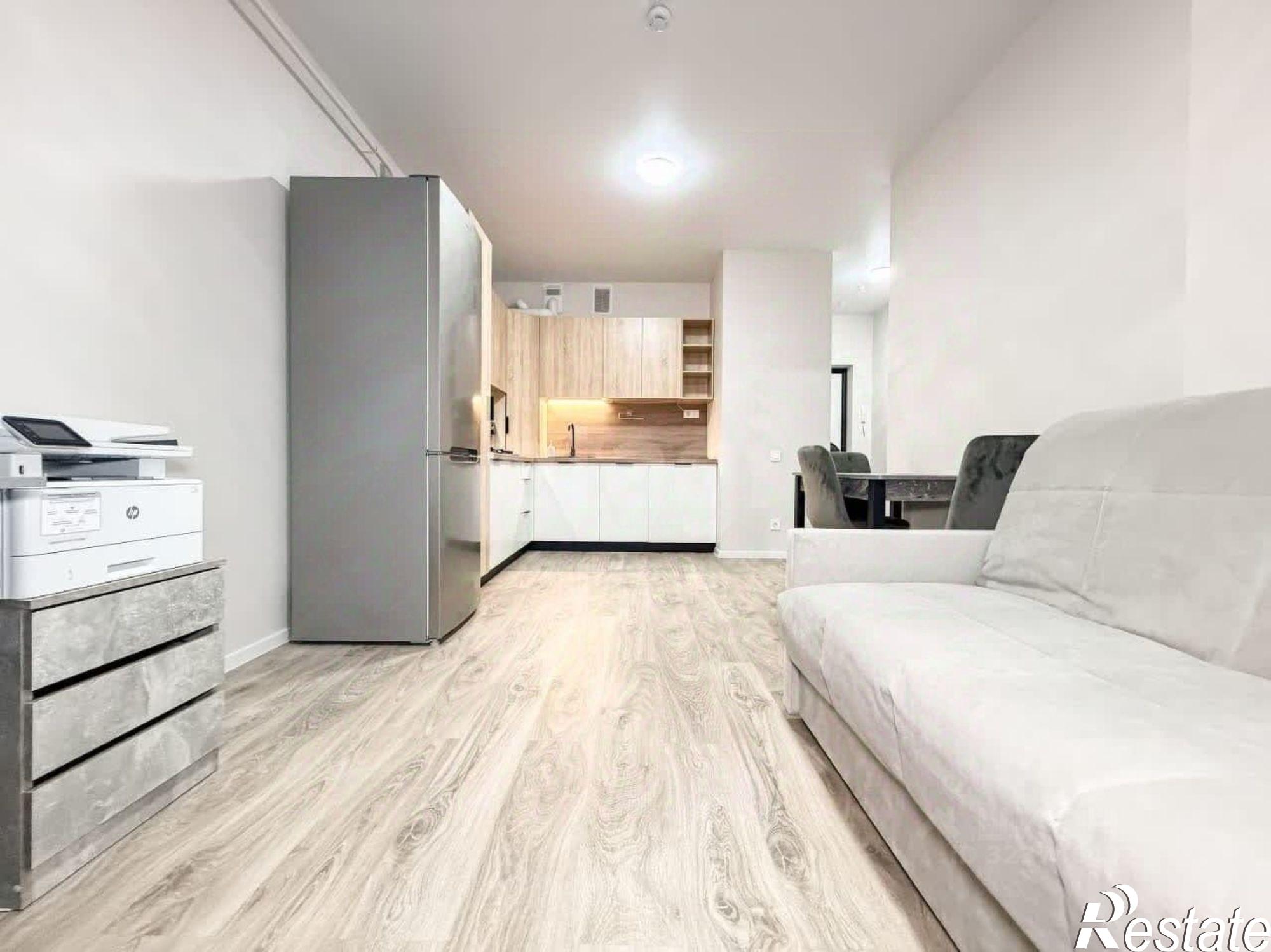 Купить квартиру за 6 700 000 рублей на Вячеслава Карпова, 12 к3