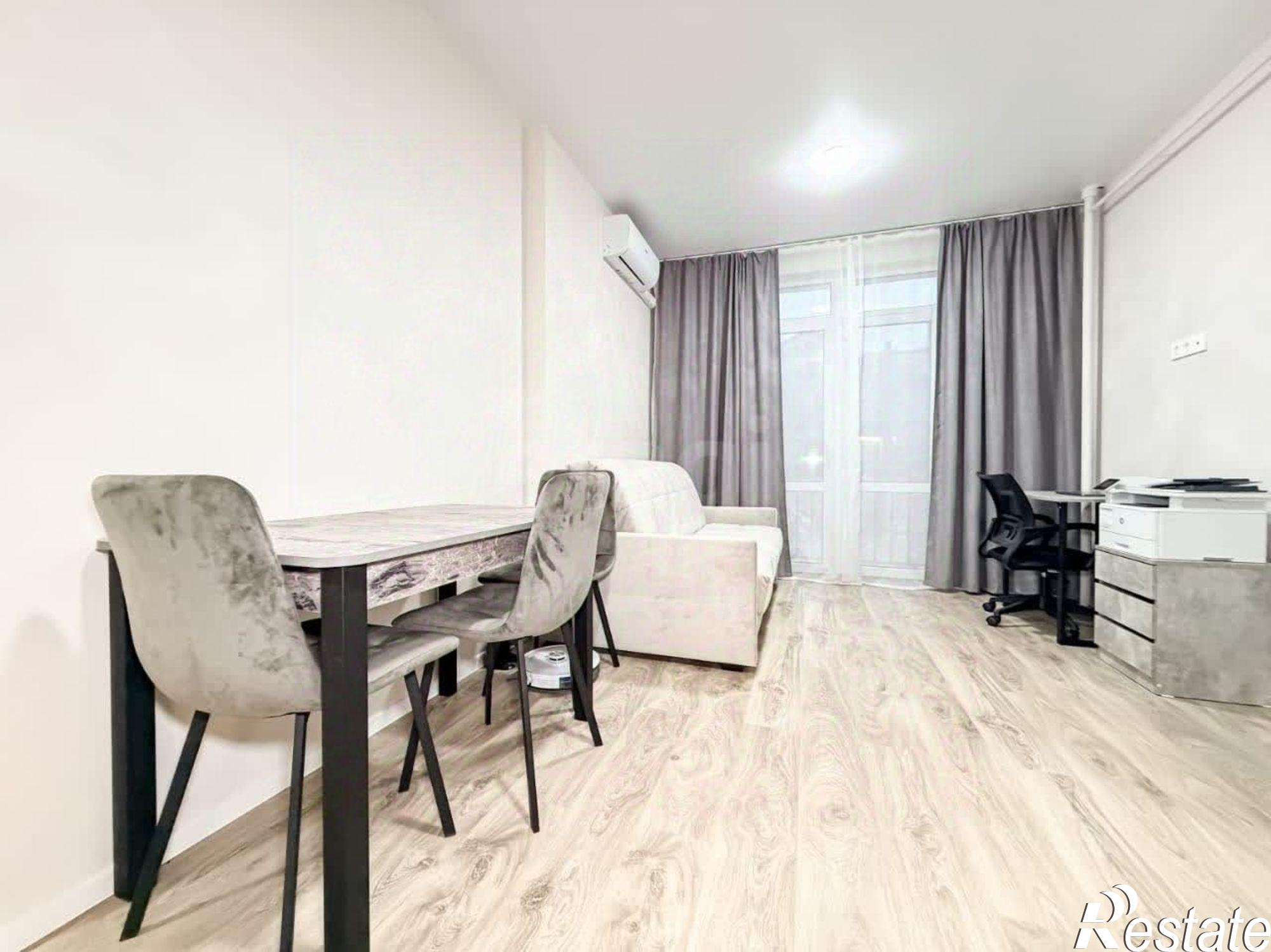 Купить квартиру за 6 700 000 рублей на Вячеслава Карпова, 12 к3