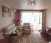 3-комн, 61кв м, этаж 2/3 улица 76-й квартал, 33