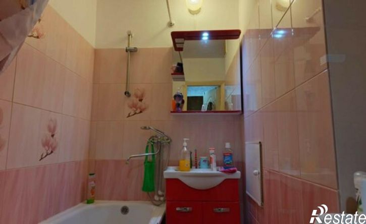 2-комн квартира улица 50 лет Октября, 98/4,  д. 98/4