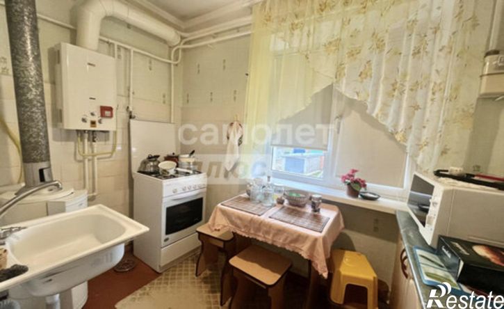 3-комн квартира улица Комарова, 39,  д. 39