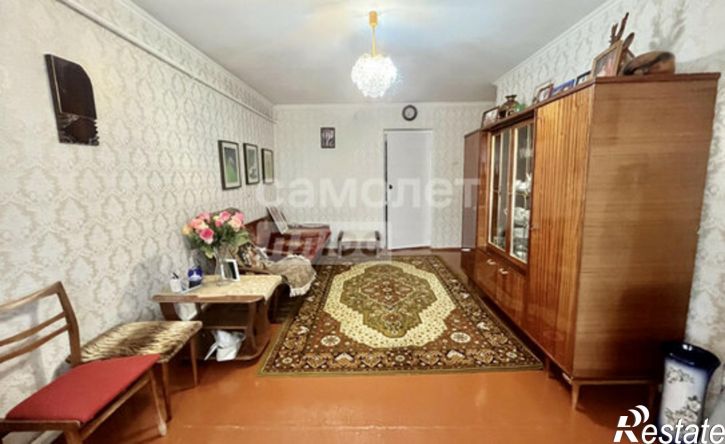 3-комн квартира улица Комарова, 39,  д. 39