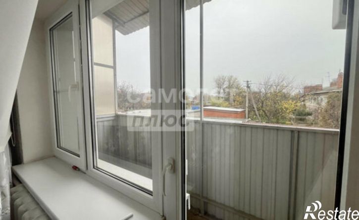 3-комн квартира улица Комарова, 39,  д. 39