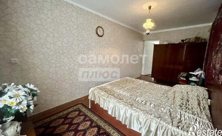 3-комн квартира улица Комарова, 39,  д. 39