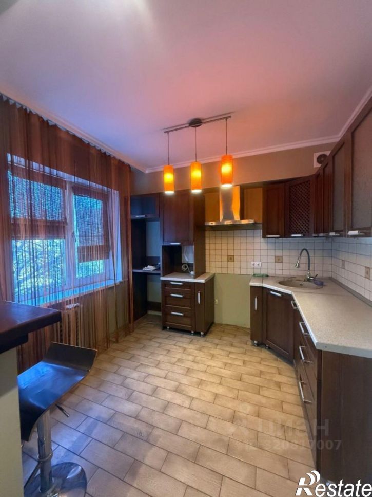 3-комн квартира ул Таманской Армии, 112,  д. 112