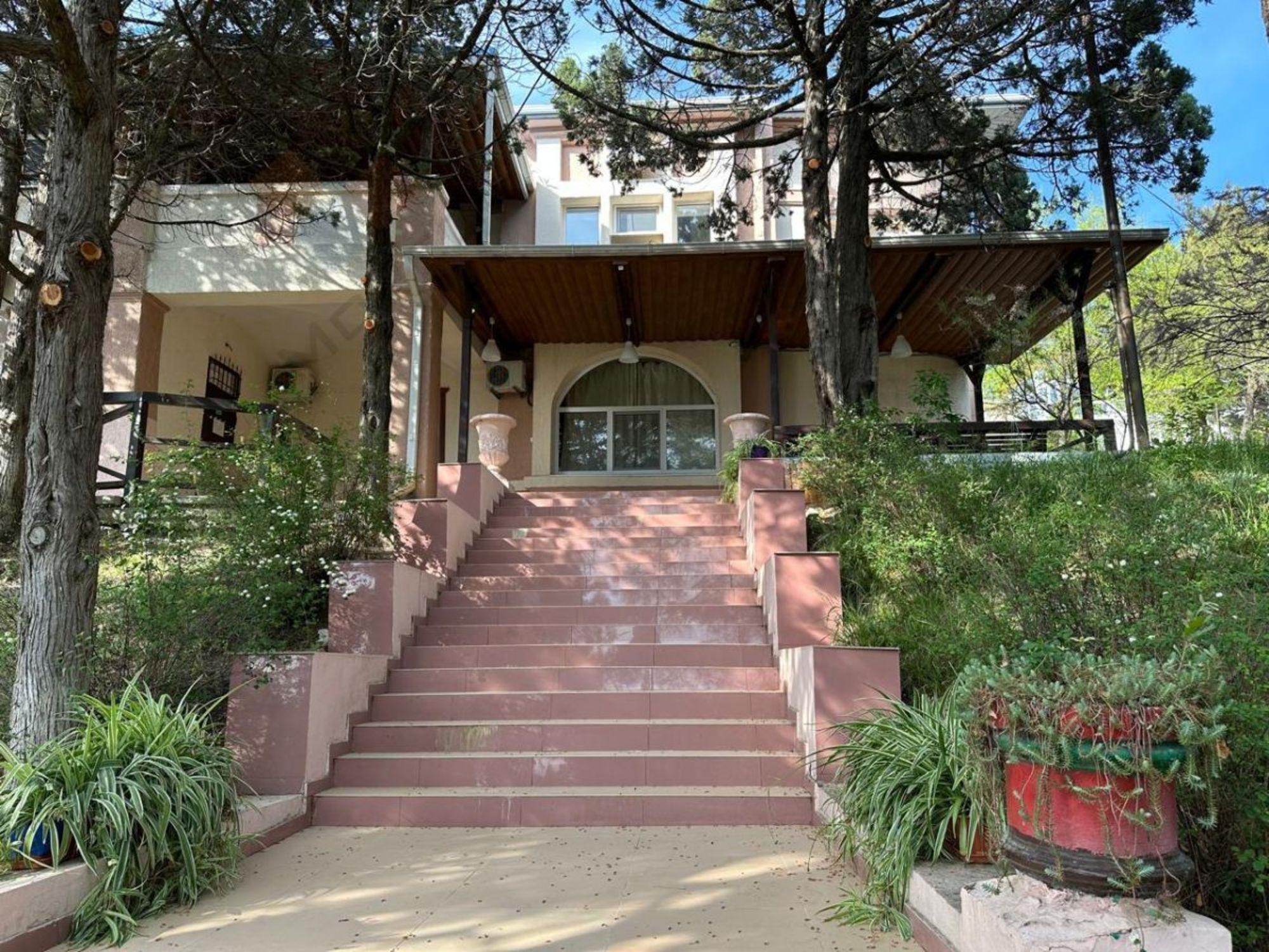 Купить ОСЗ, отдельно стоящее здание за 70 000 000 рублей на Сухумское ш, 2А