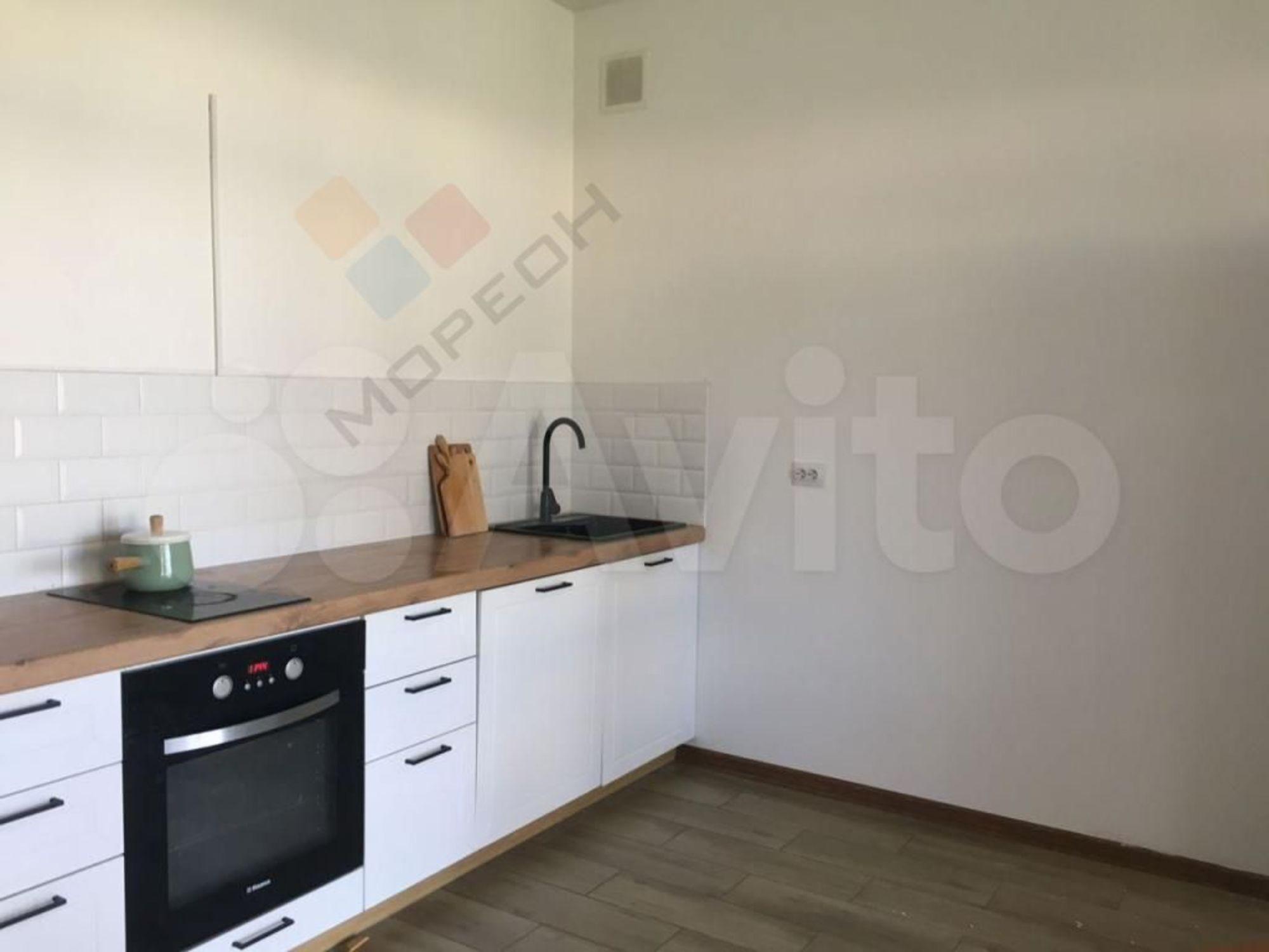 Купить дачу, дом, коттедж за 12 000 000 рублей на Адмиралтейская ул, 60/6