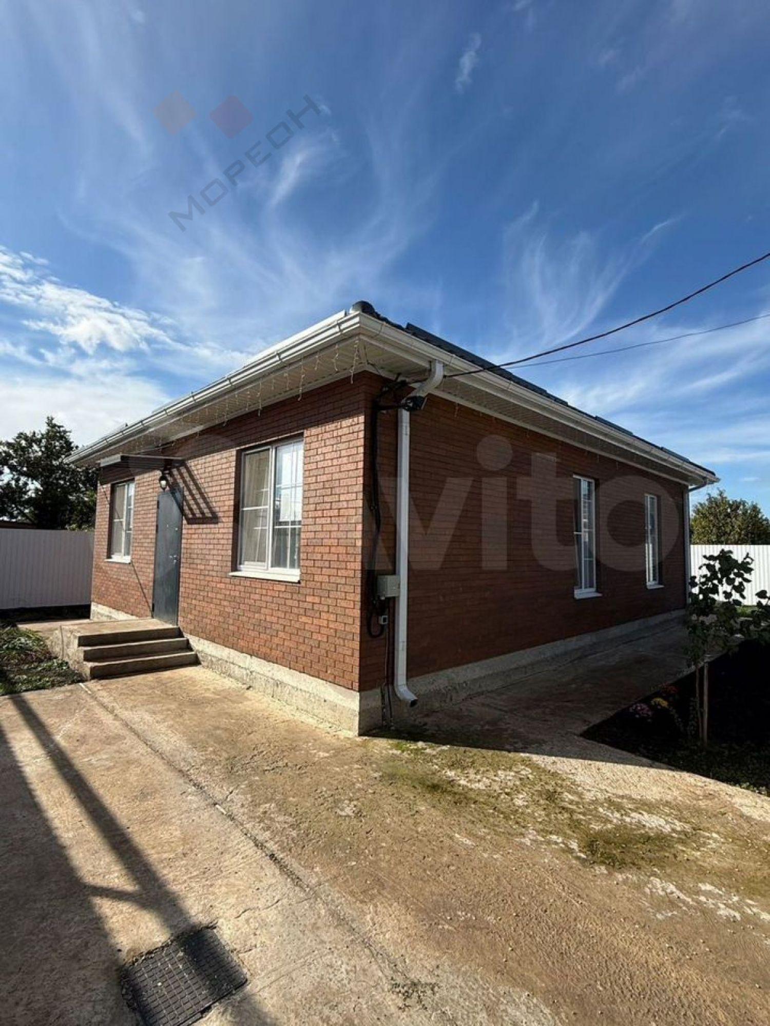 Купить дачу, дом, коттедж за 10 800 000 рублей на Розы Люксембург ул, 101