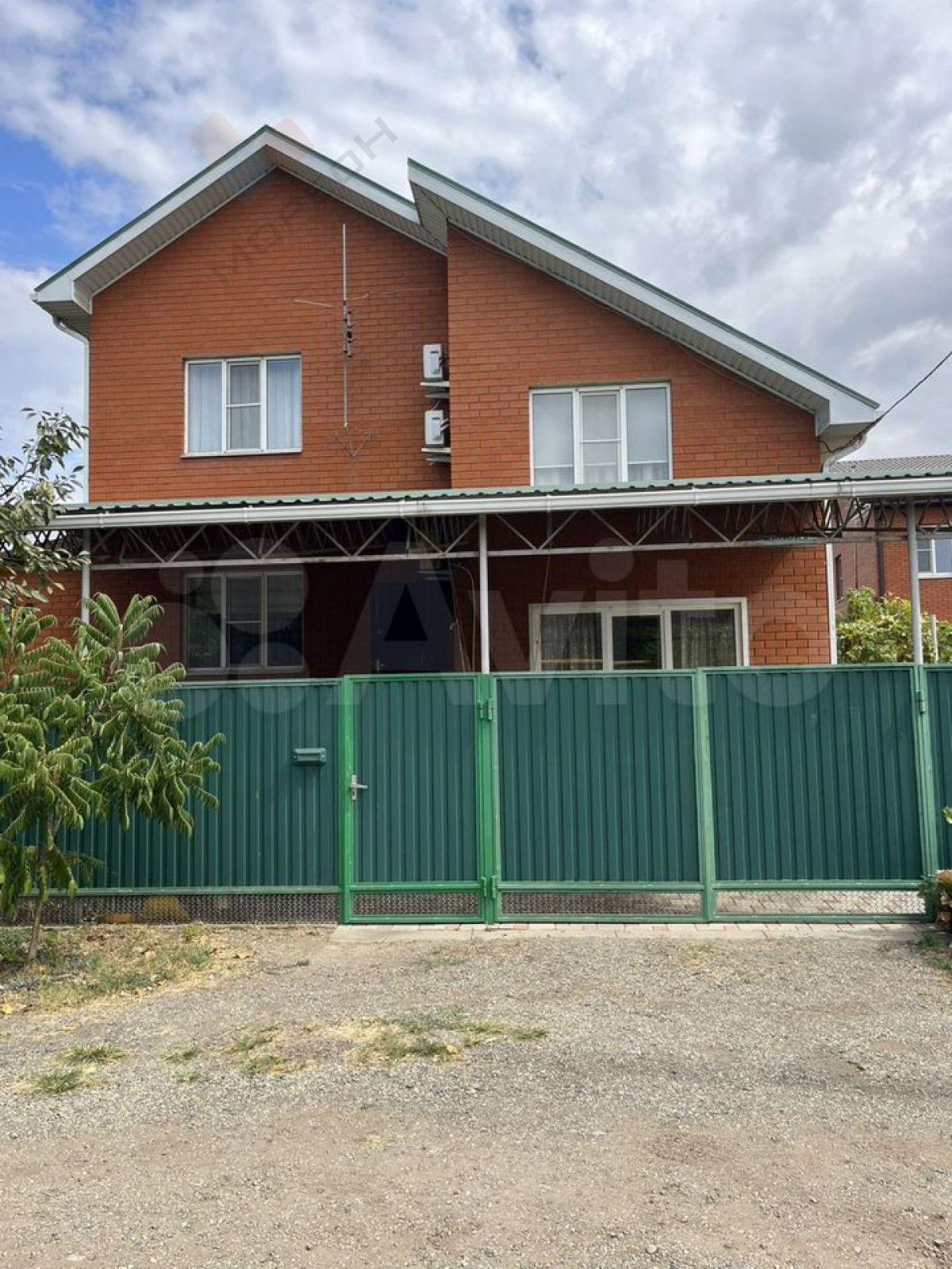 Купить дачу, дом, коттедж за 24 500 000 рублей на Заводская ул, 12/А