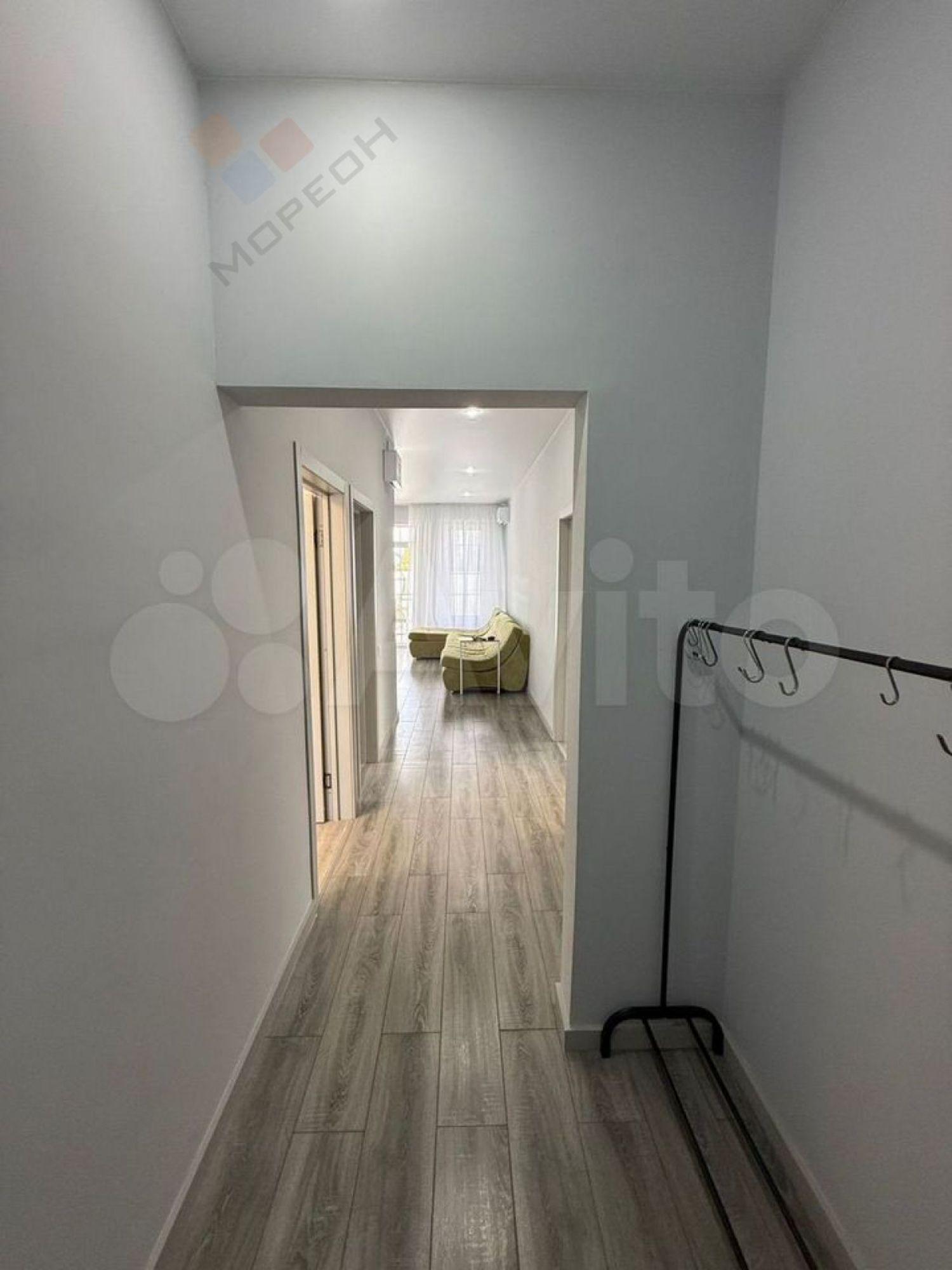 Купить дачу, дом, коттедж за 10 800 000 рублей на Розы Люксембург ул, 101