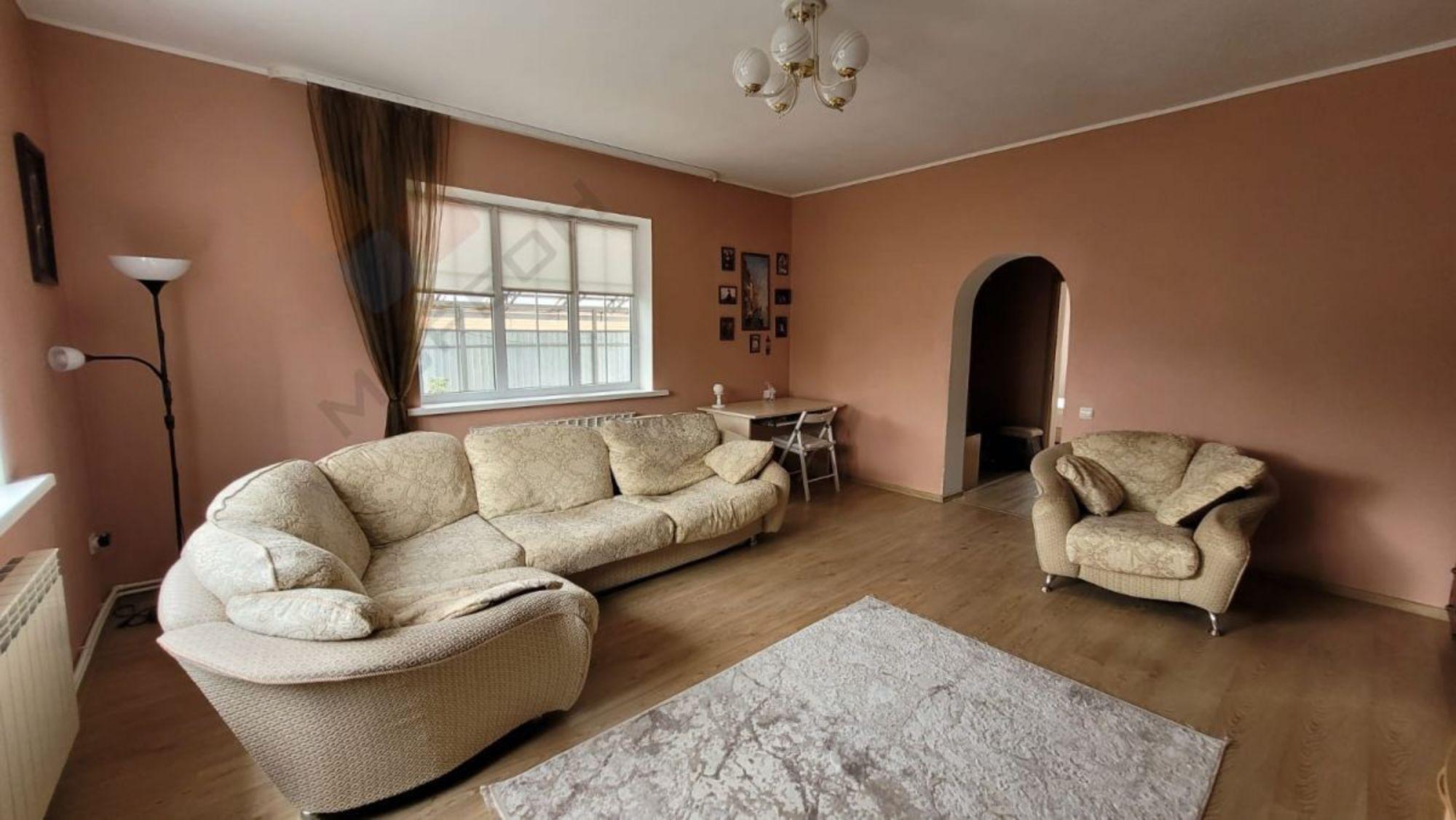 Купить дачу, дом, коттедж за 10 500 000 рублей на Чкалова , 179