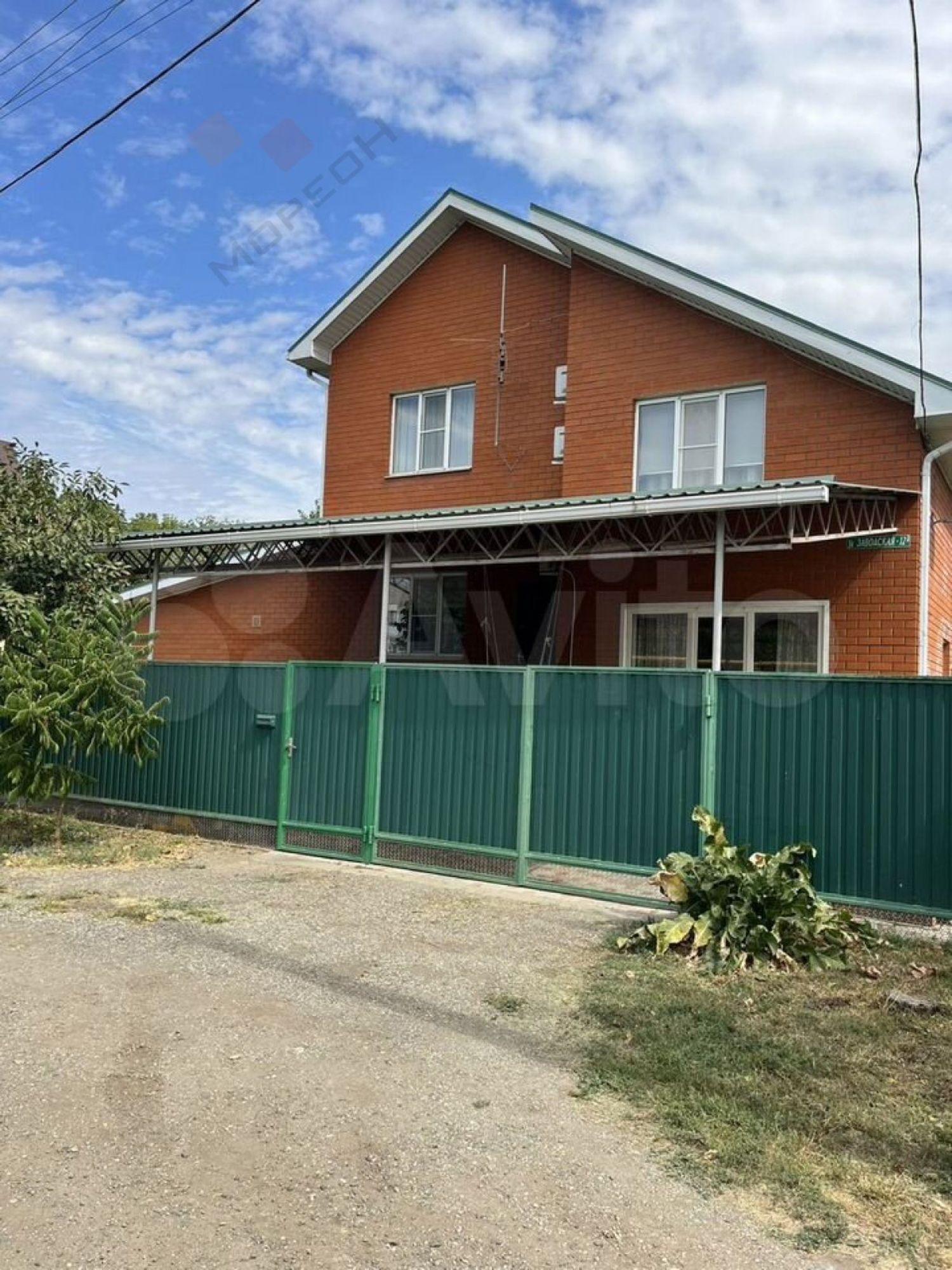 Купить дачу, дом, коттедж за 24 500 000 рублей на Заводская ул, 12/А