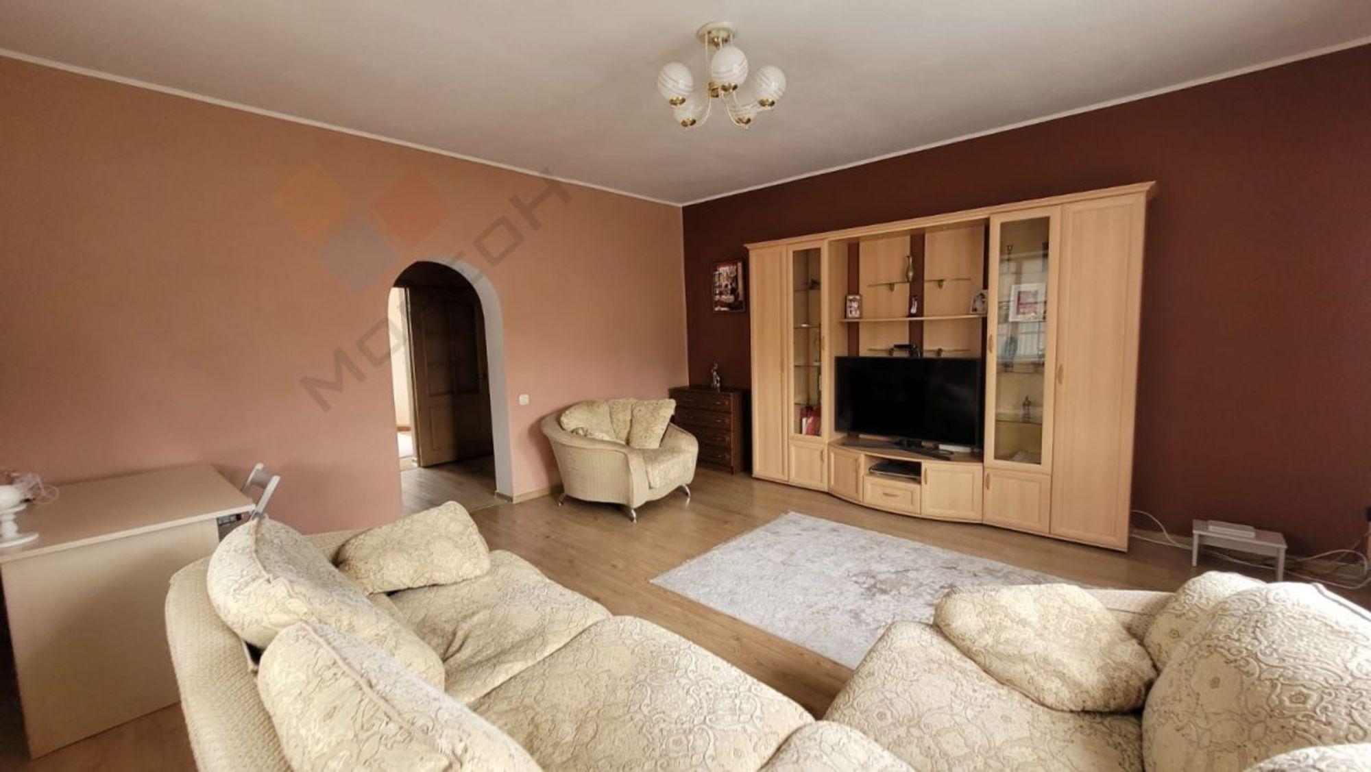 Купить дачу, дом, коттедж за 10 500 000 рублей на Чкалова , 179