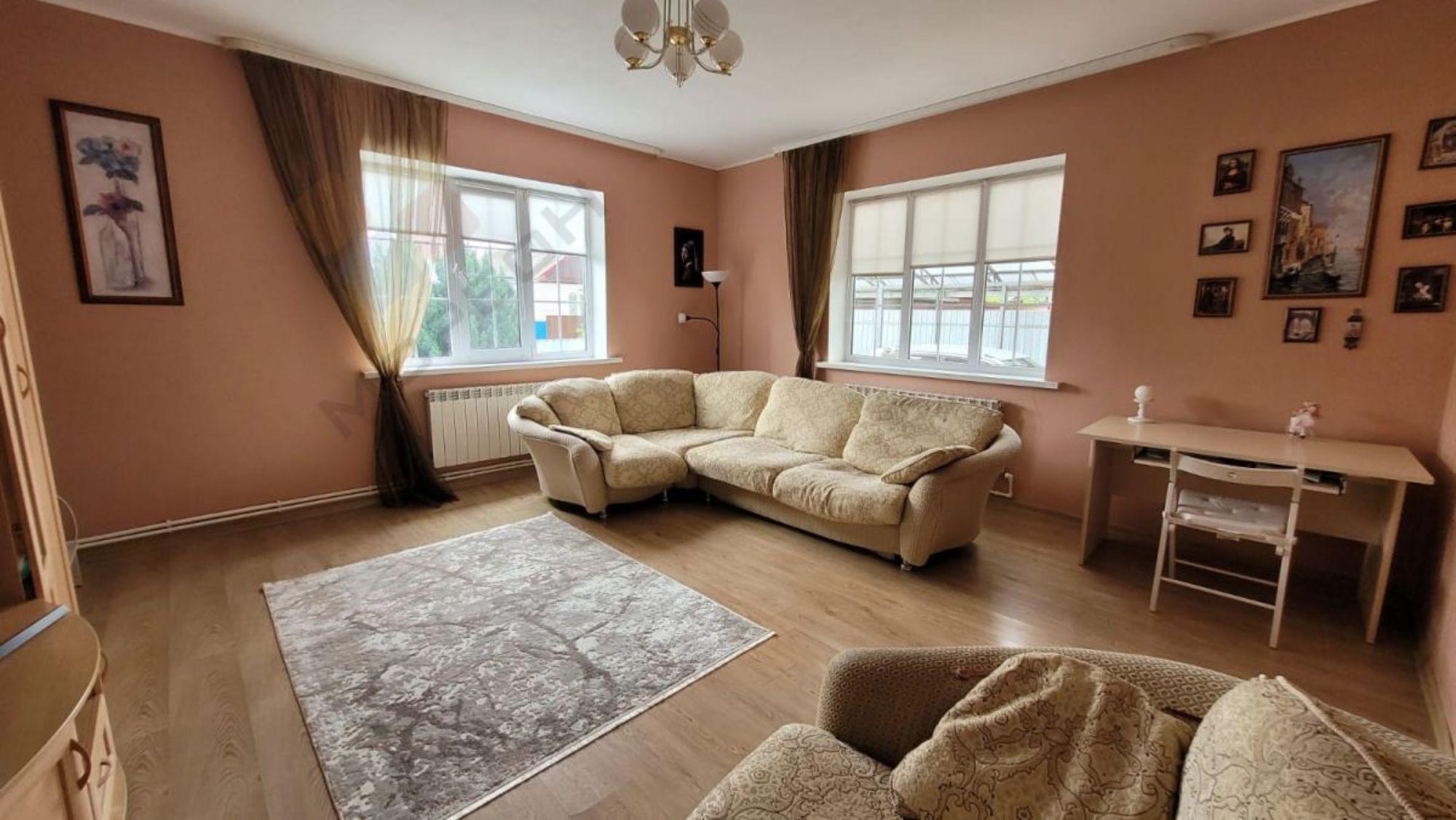 Купить дачу, дом, коттедж за 10 500 000 рублей на Чкалова , 179