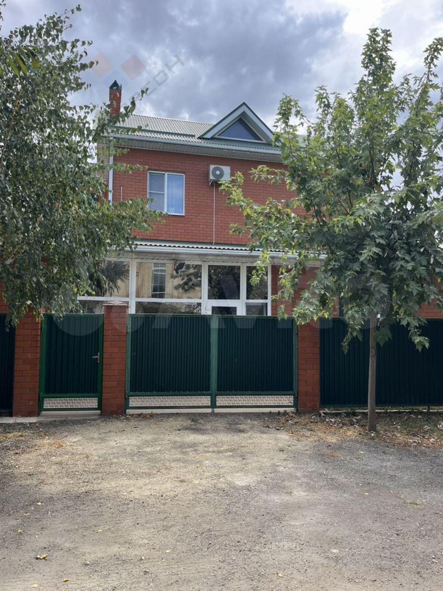 Купить дачу, дом, коттедж за 24 500 000 рублей на Заводская ул, 12/А