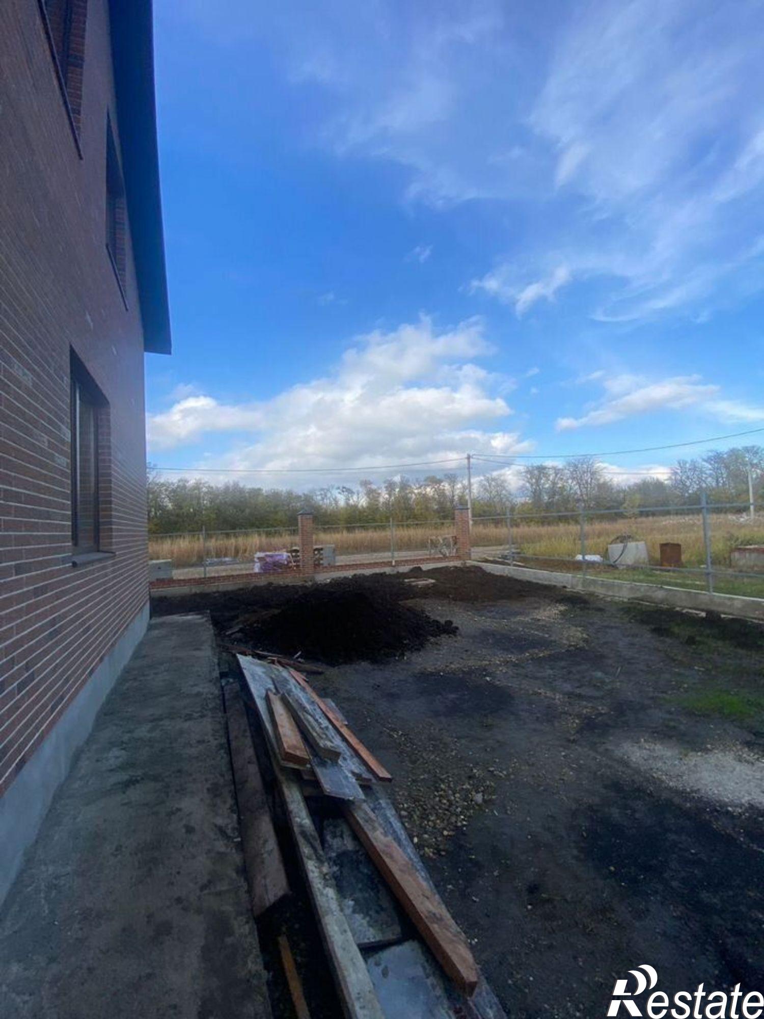 Купить дачу, дом, коттедж за 11 500 000 рублей на станица Динская