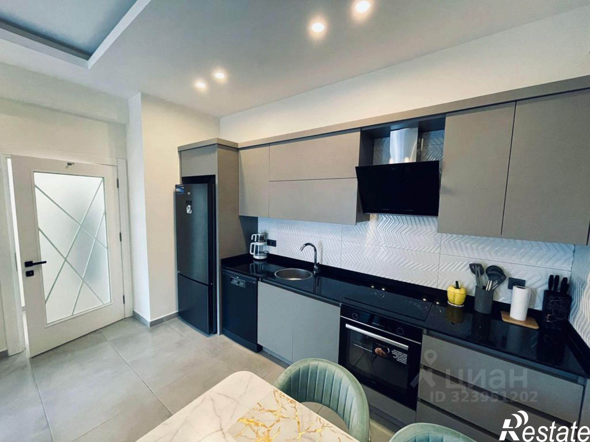 Купить квартиру за 10 500 000 рублей на ул Парусная, 25