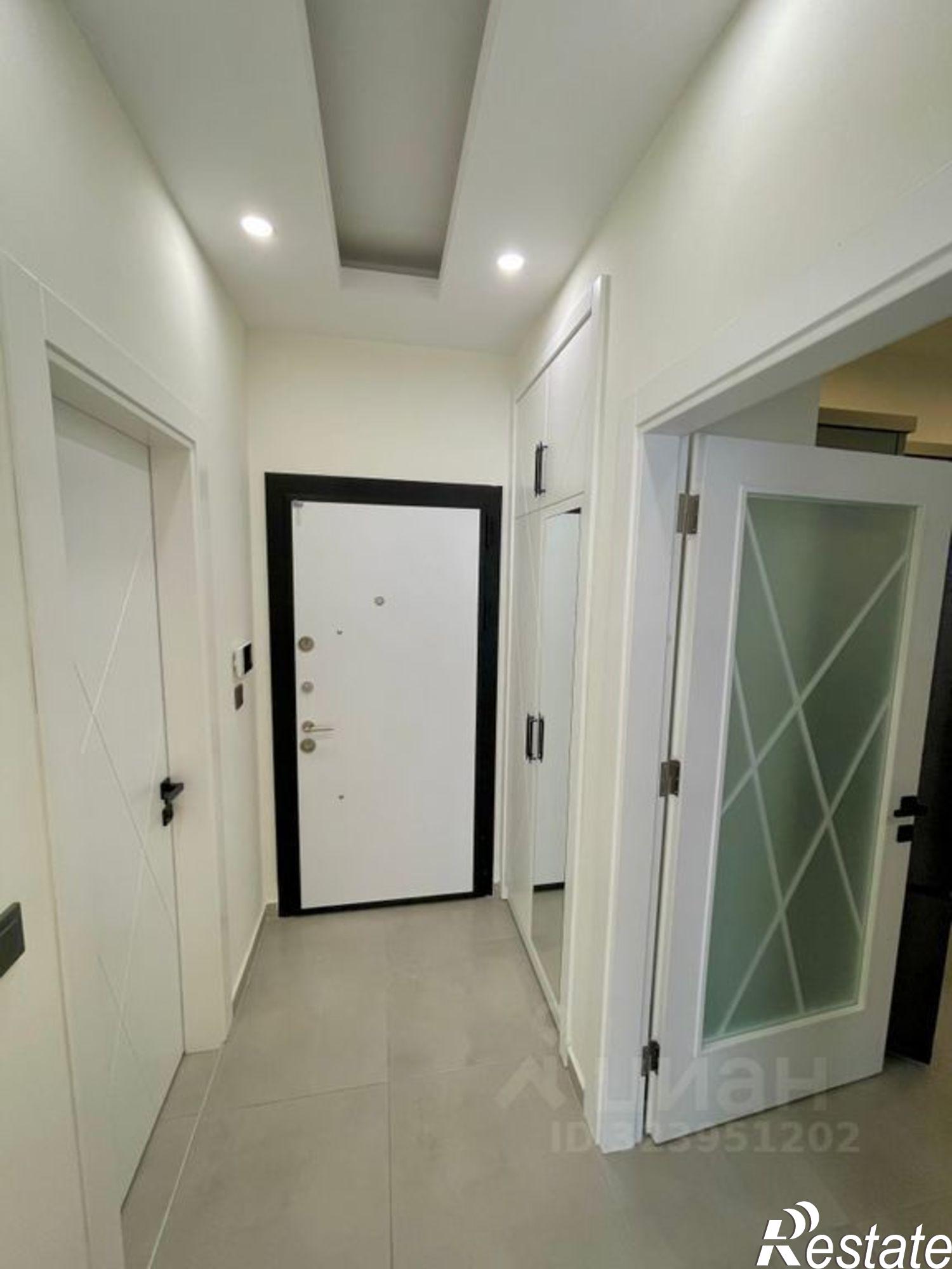 Купить квартиру за 10 500 000 рублей на ул Парусная, 25