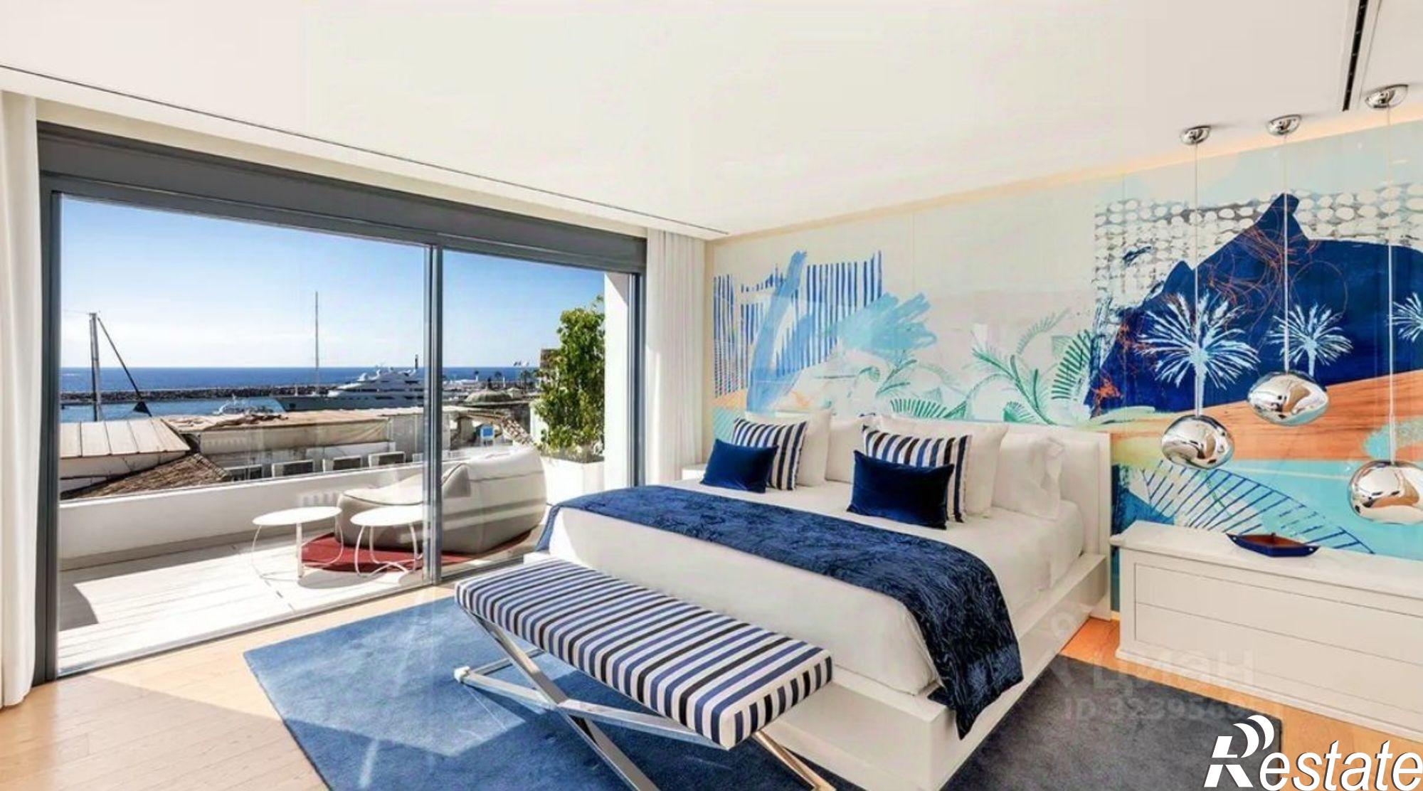 Купить квартиру за 45 000 000 рублей на ул Голубая, 1/5