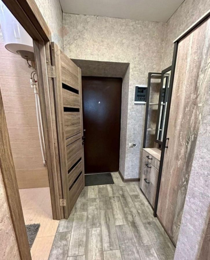 1-комн квартира Войсковая ул, 10/В