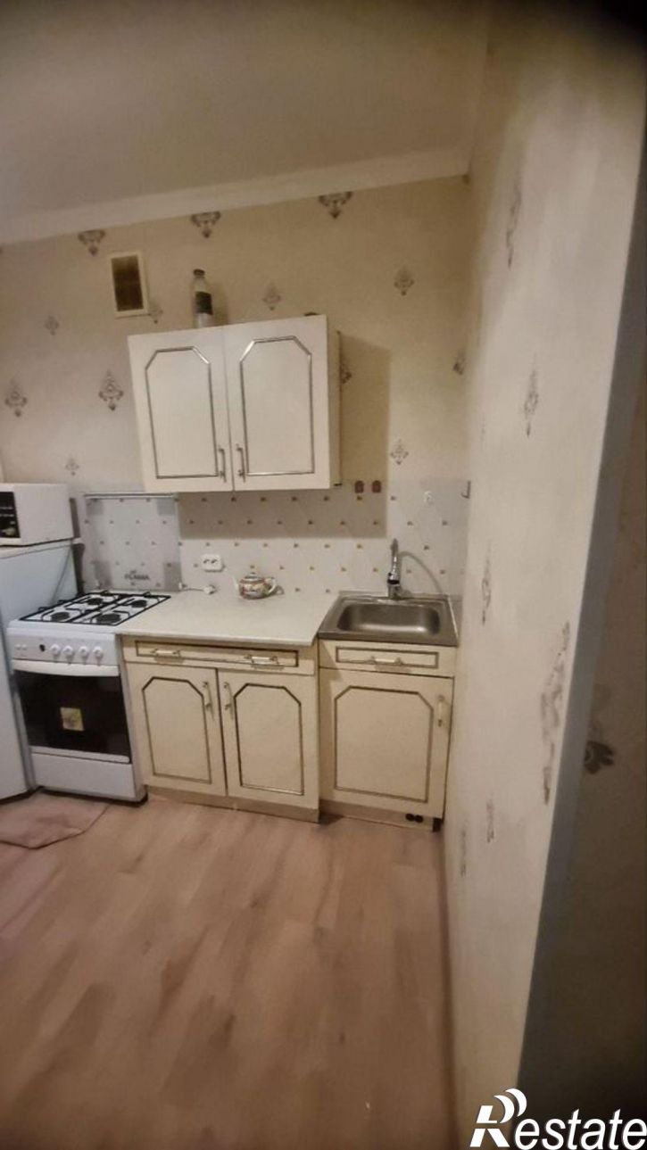 1-комн квартира улица Ленина, 100,  д. 100