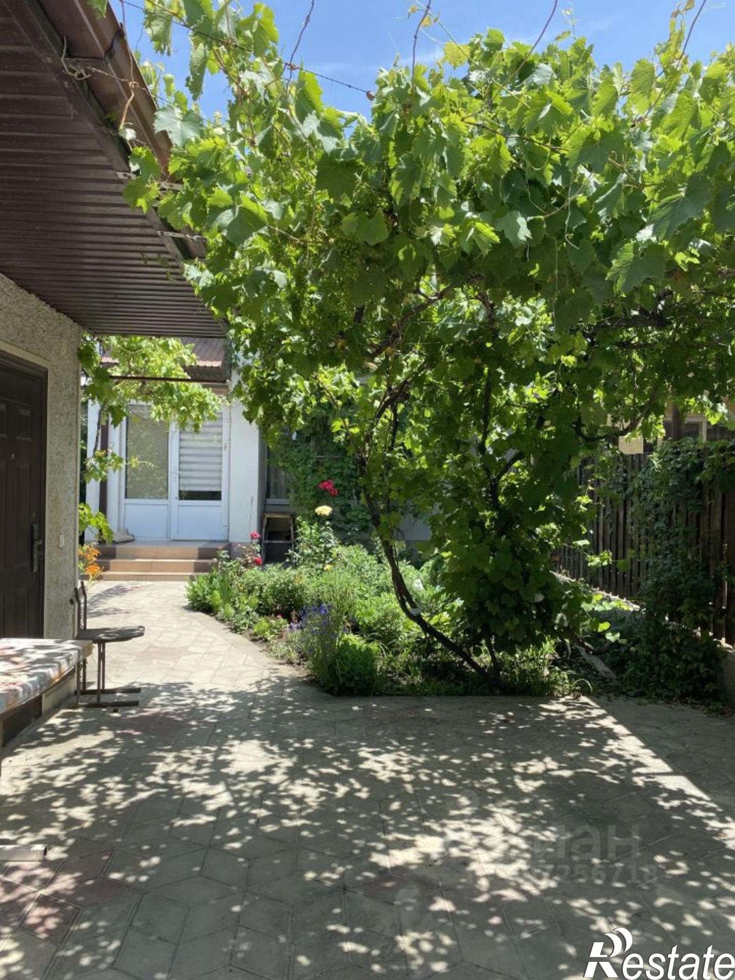 Купить дачу, дом, коттедж за 11 800 000 рублей на Совхозная улица, 15А