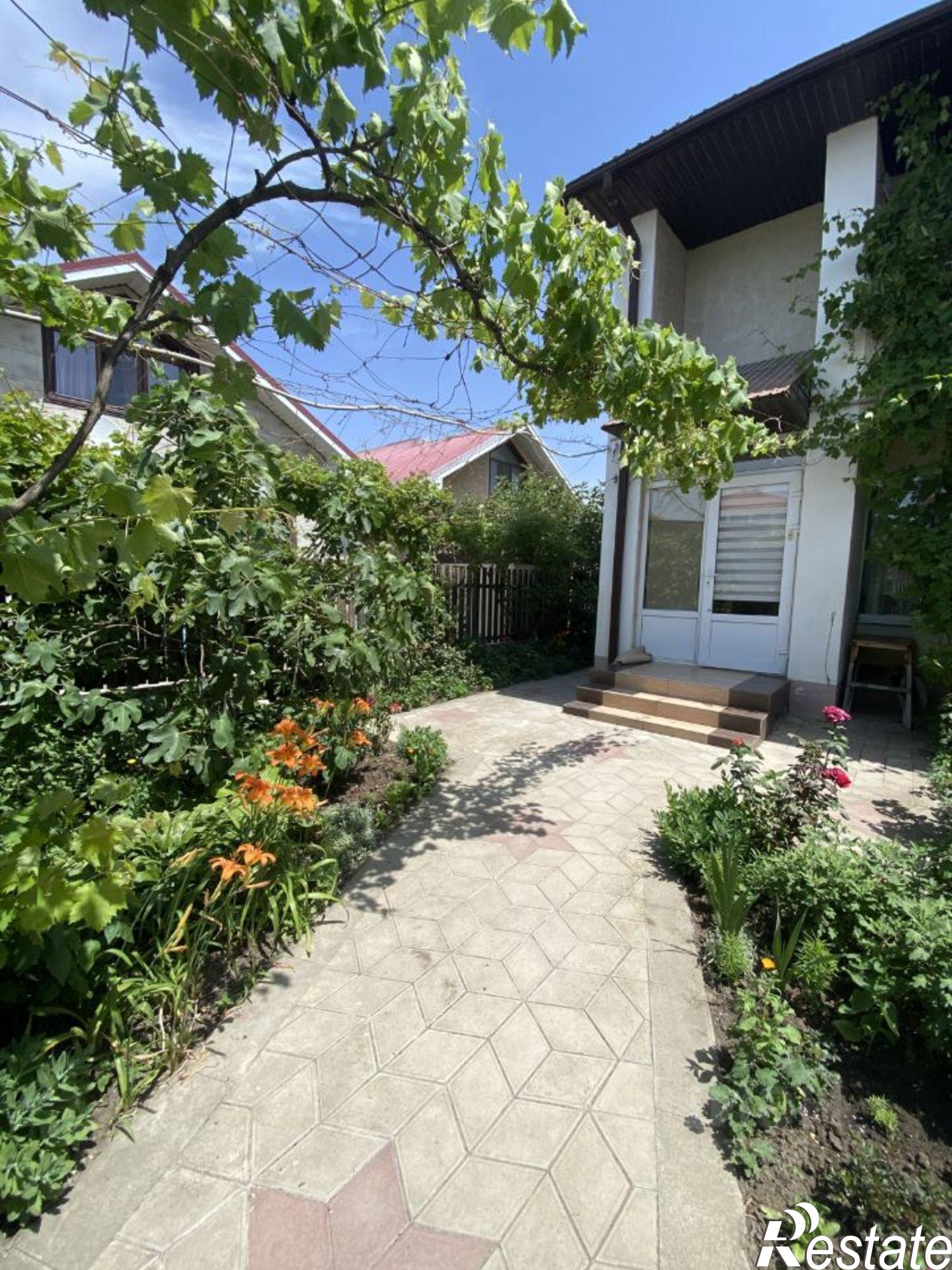 Купить дачу, дом, коттедж за 11 800 000 рублей на Совхозная улица, 15А