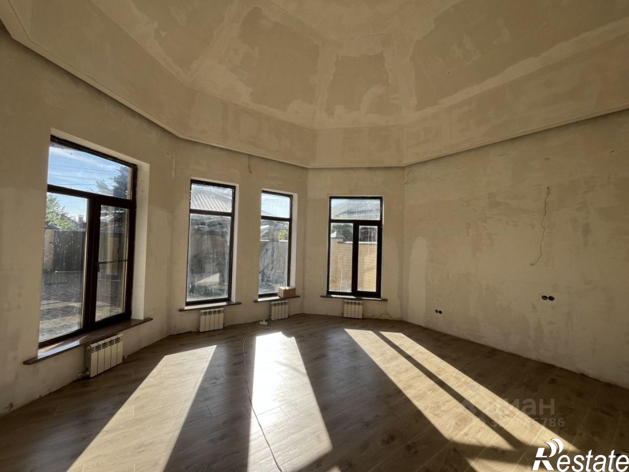 Купить дачу, дом, коттедж за 21 000 000 рублей на Армавир, Московская улица