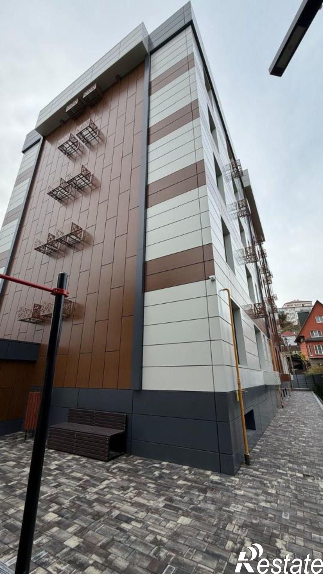 Купить квартиру за 6 460 000 рублей на Туапсе, улица Клары Цеткин