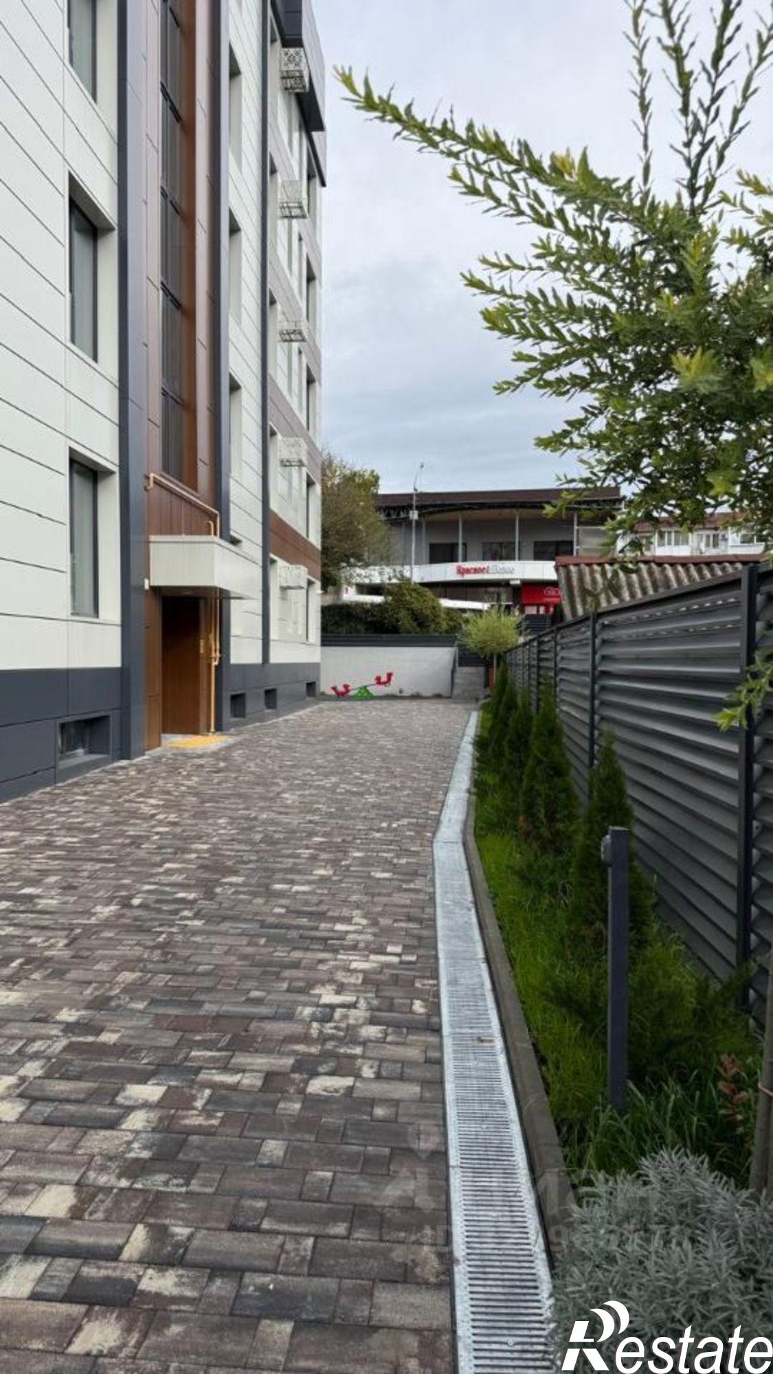 Купить квартиру за 6 460 000 рублей на Туапсе, улица Клары Цеткин