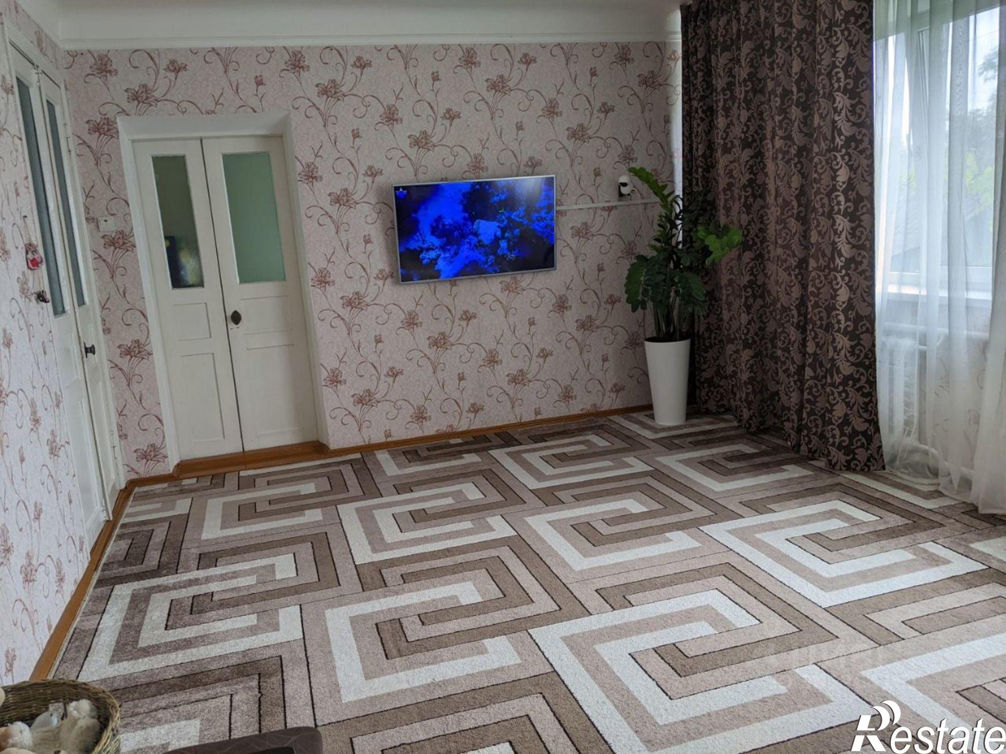 Купить дачу, дом, коттедж за 7 300 000 рублей на Крымск, улица Тургенева, 17