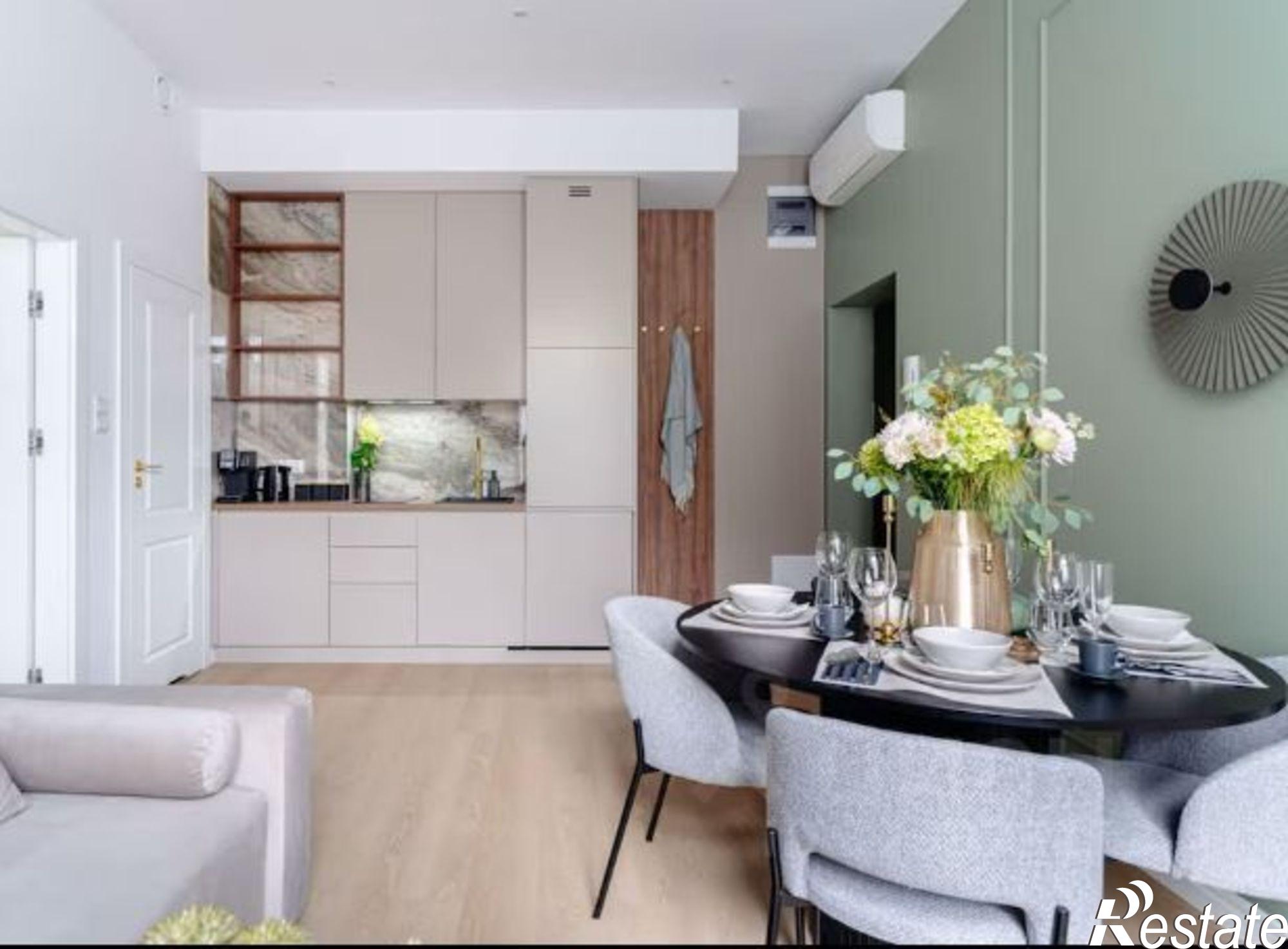 Купить квартиру за 13 000 000 рублей на Парусная улица, 7