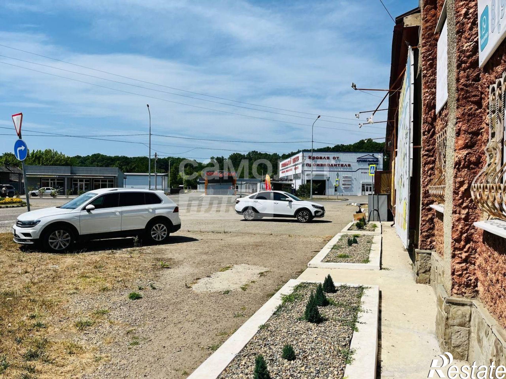 Купить торговое помещение за 16 900 100 рублей на Промысловая улица, 12А