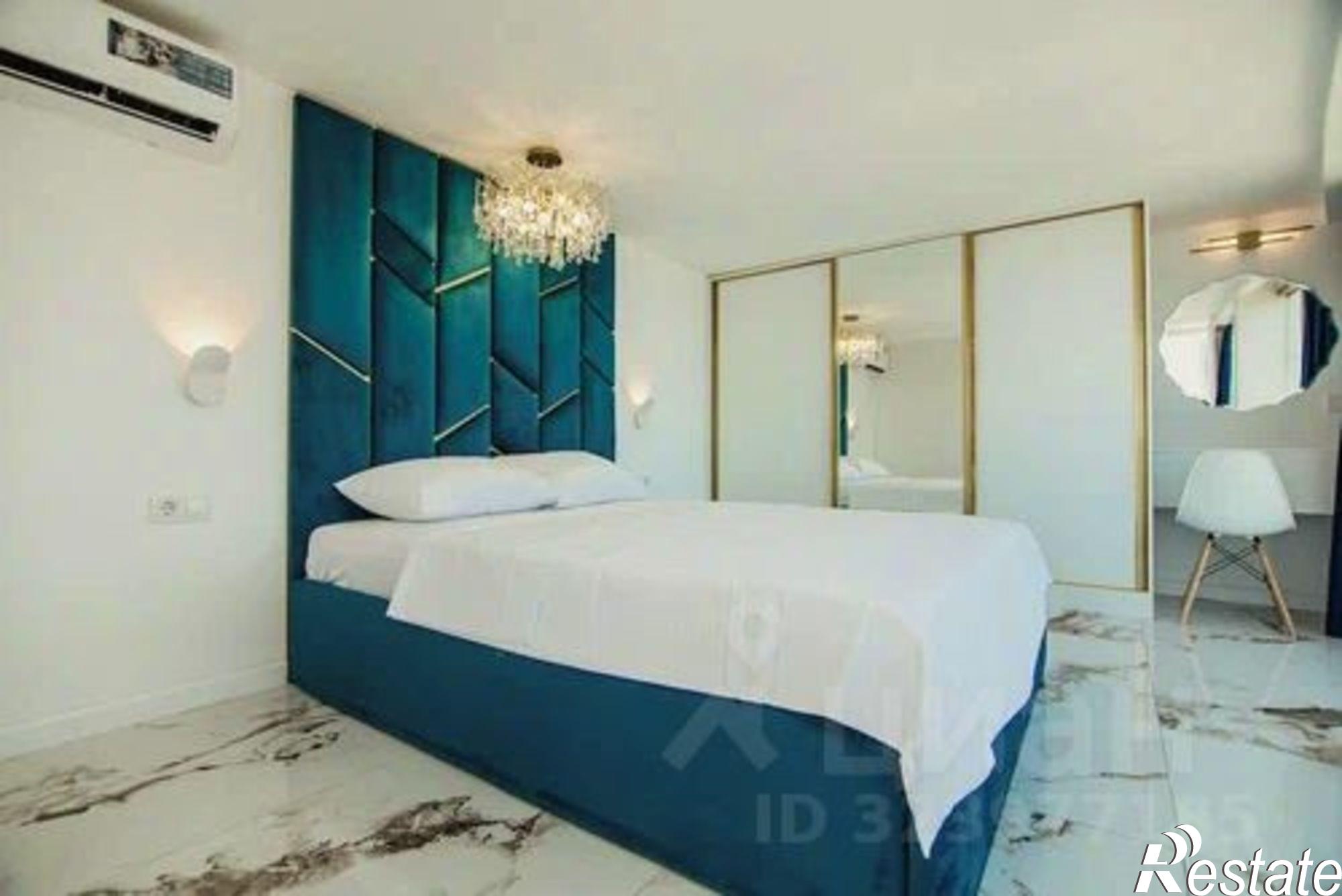 Купить квартиру за 16 500 000 рублей на Парусная улица, 7