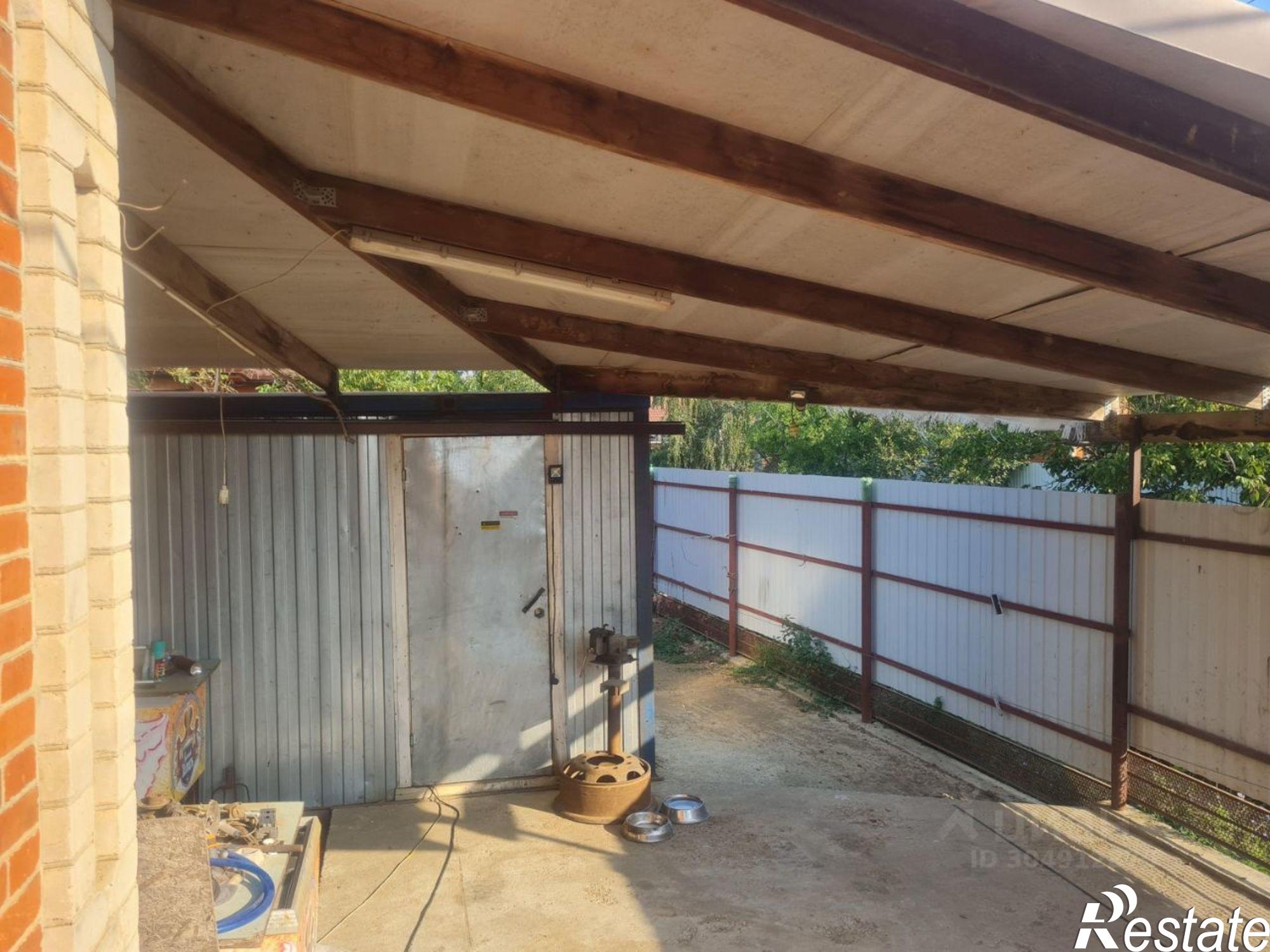 Купить дачу, дом, коттедж за 12 000 000 рублей на улица Горького, 109