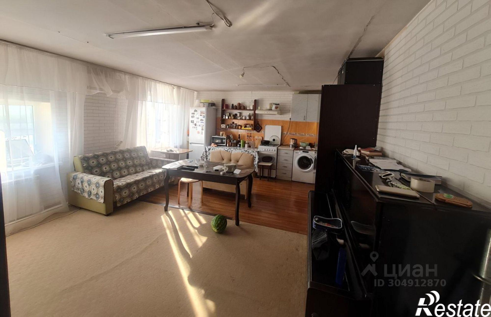 Купить дачу, дом, коттедж за 12 000 000 рублей на улица Горького, 109