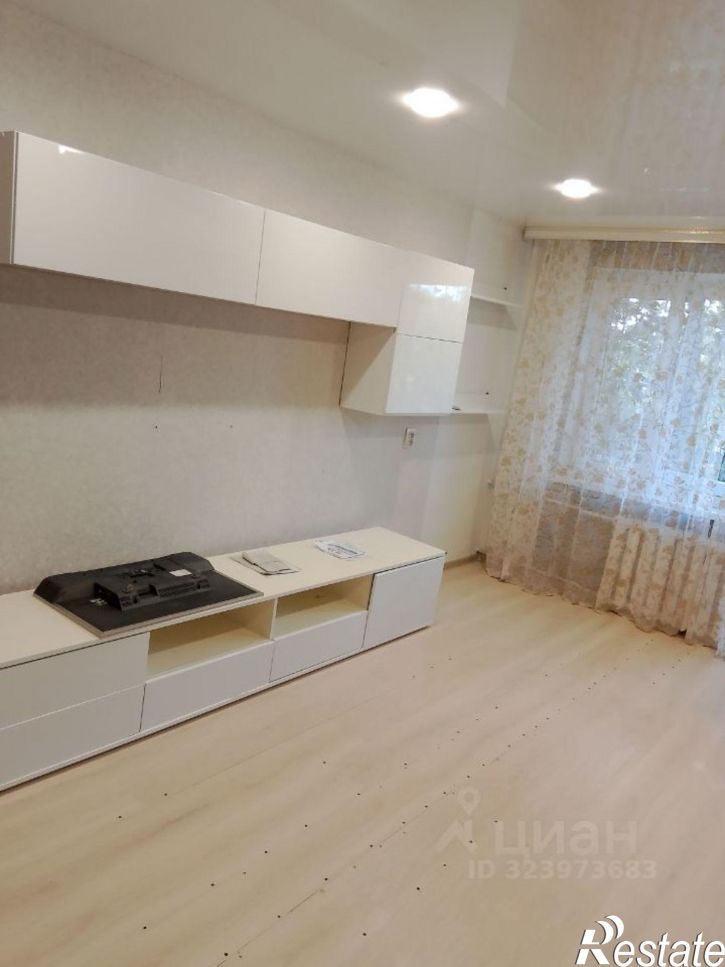 2-комн квартира Октябрьская улица, 10,  д. 10