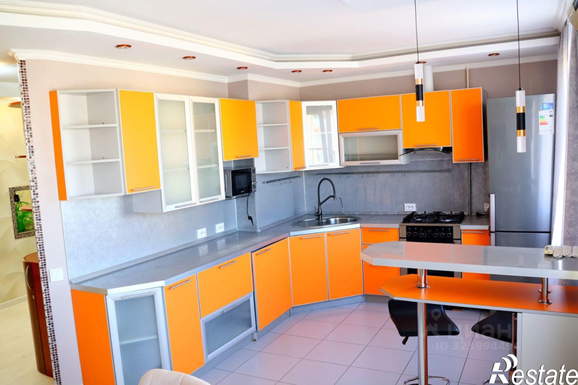 Купить квартиру за 9 800 000 рублей на Кавказский район