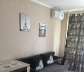 комната 57 кв м ул им. Яна Полуяна, 22