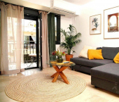 1-комн, 53кв м, этаж 4/4 б-р Надежд, 8/1