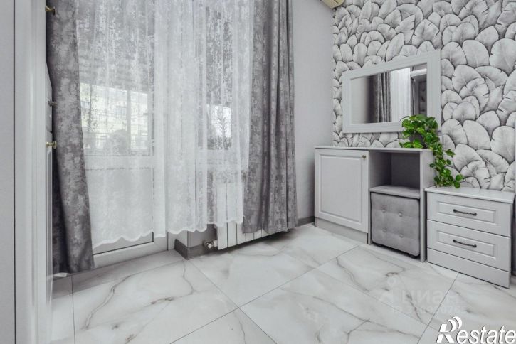 Комната Таврическая улица, 1/3 с1,  д. 1/3 с1