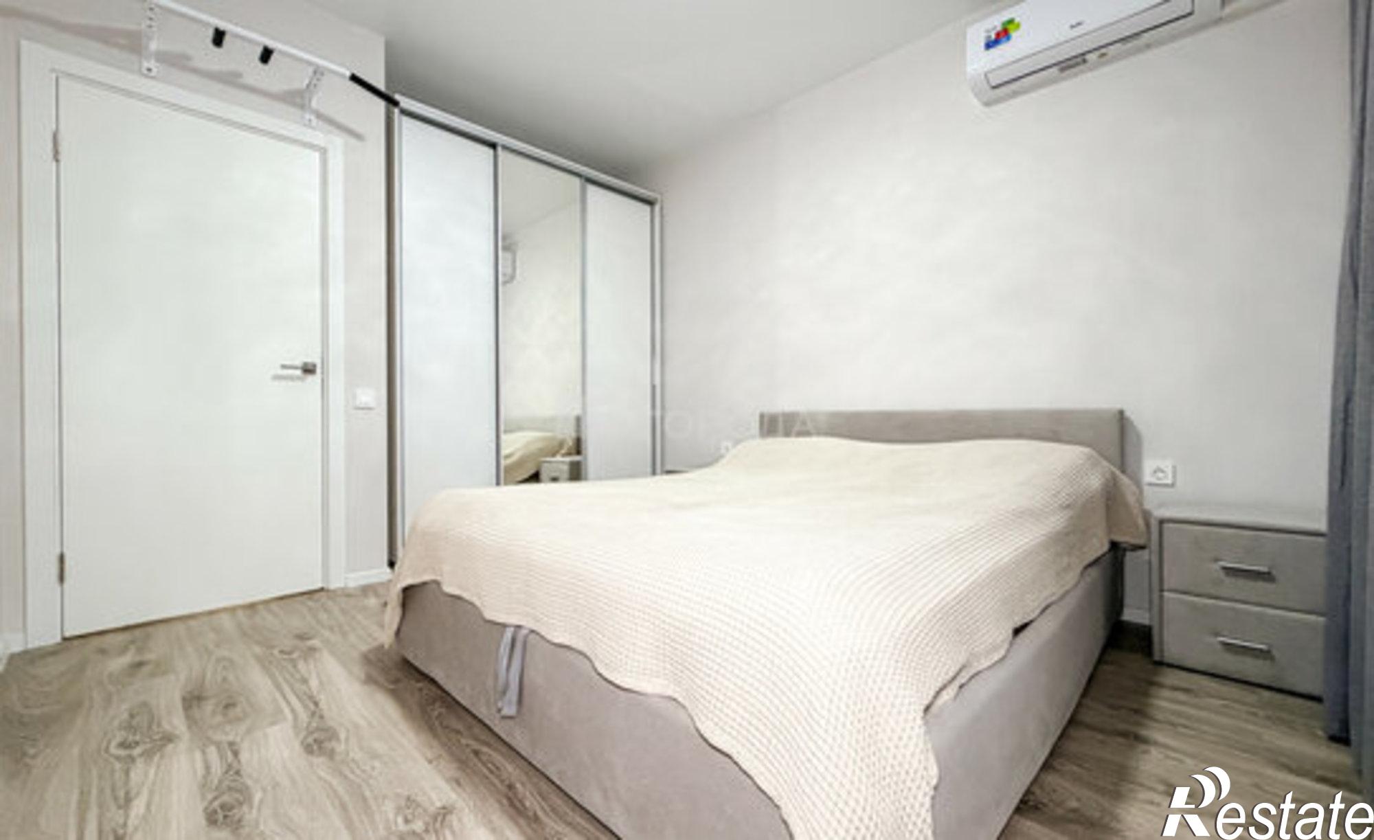 Купить квартиру за 6 300 000 рублей на муниципальный округ Анапа, село Супсех, улица Николая Старшинова, 12к3