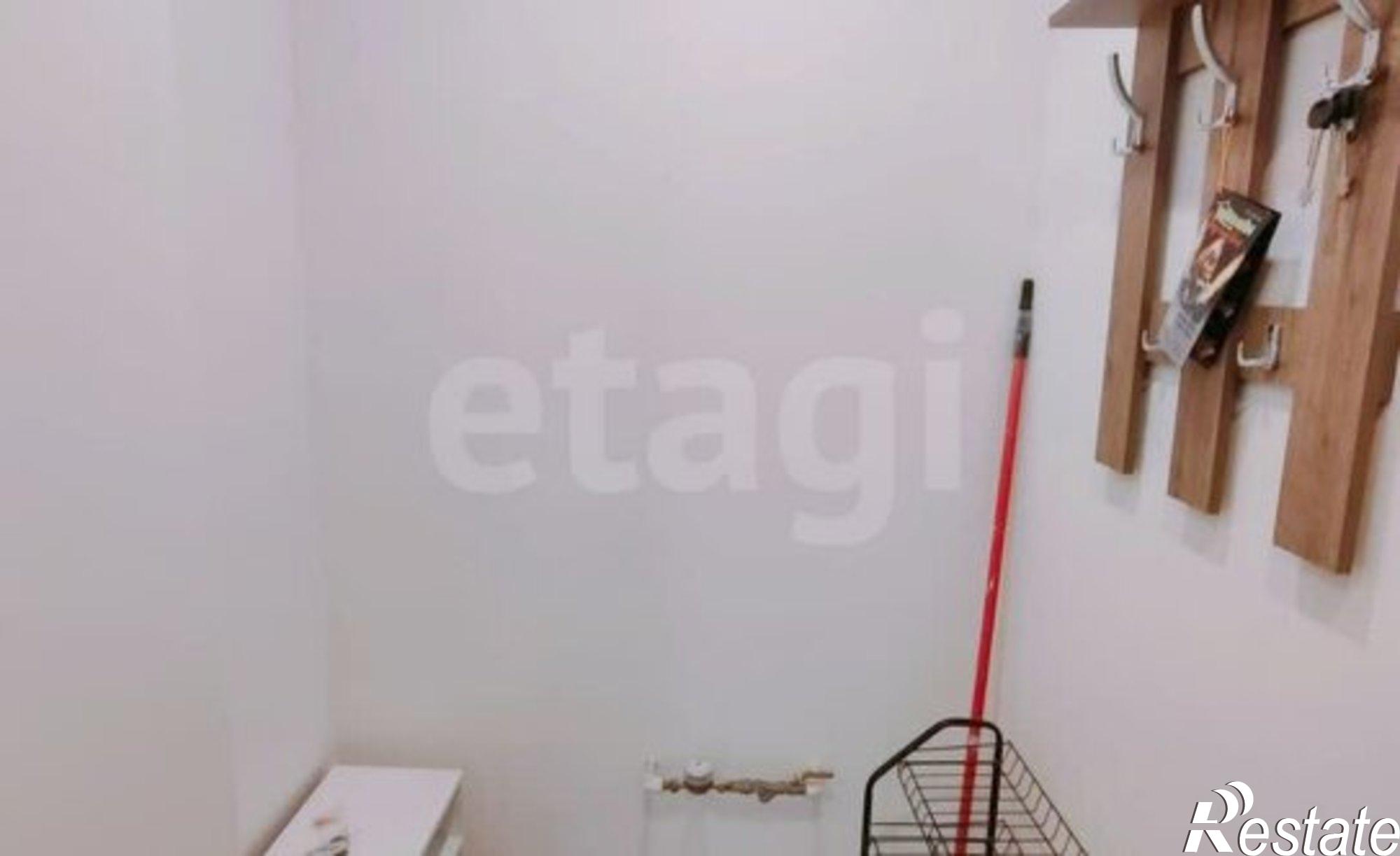 Купить квартиру за 6 300 000 рублей на Комсомольский проспект, 144к4