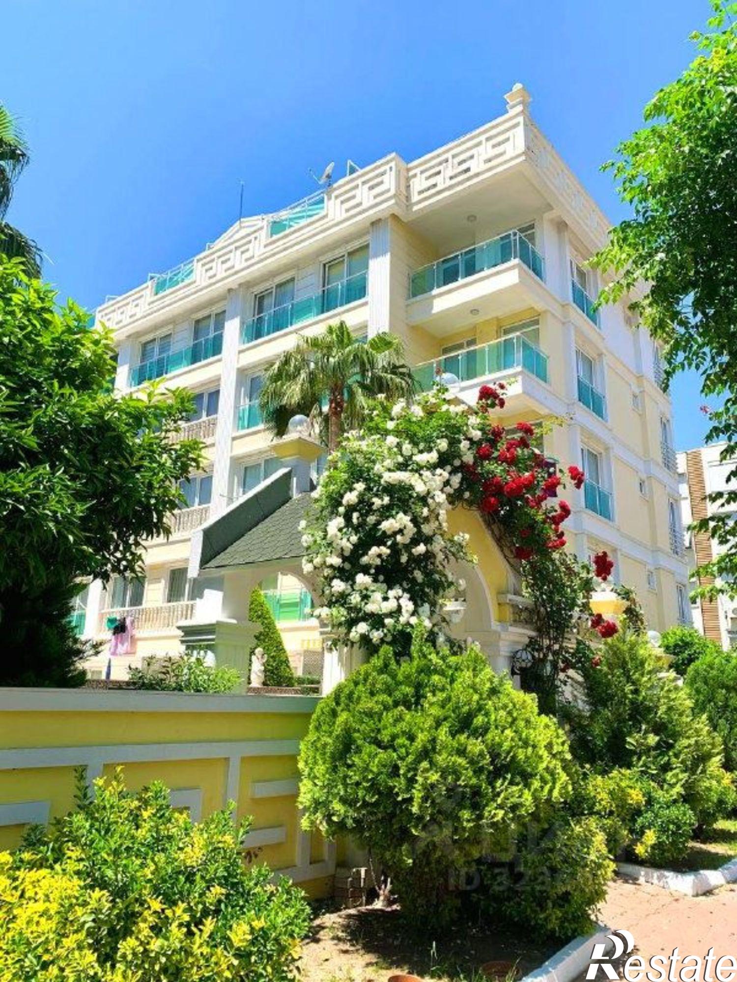 Купить квартиру за 20 000 000 рублей на б-р Надежд, 6/1