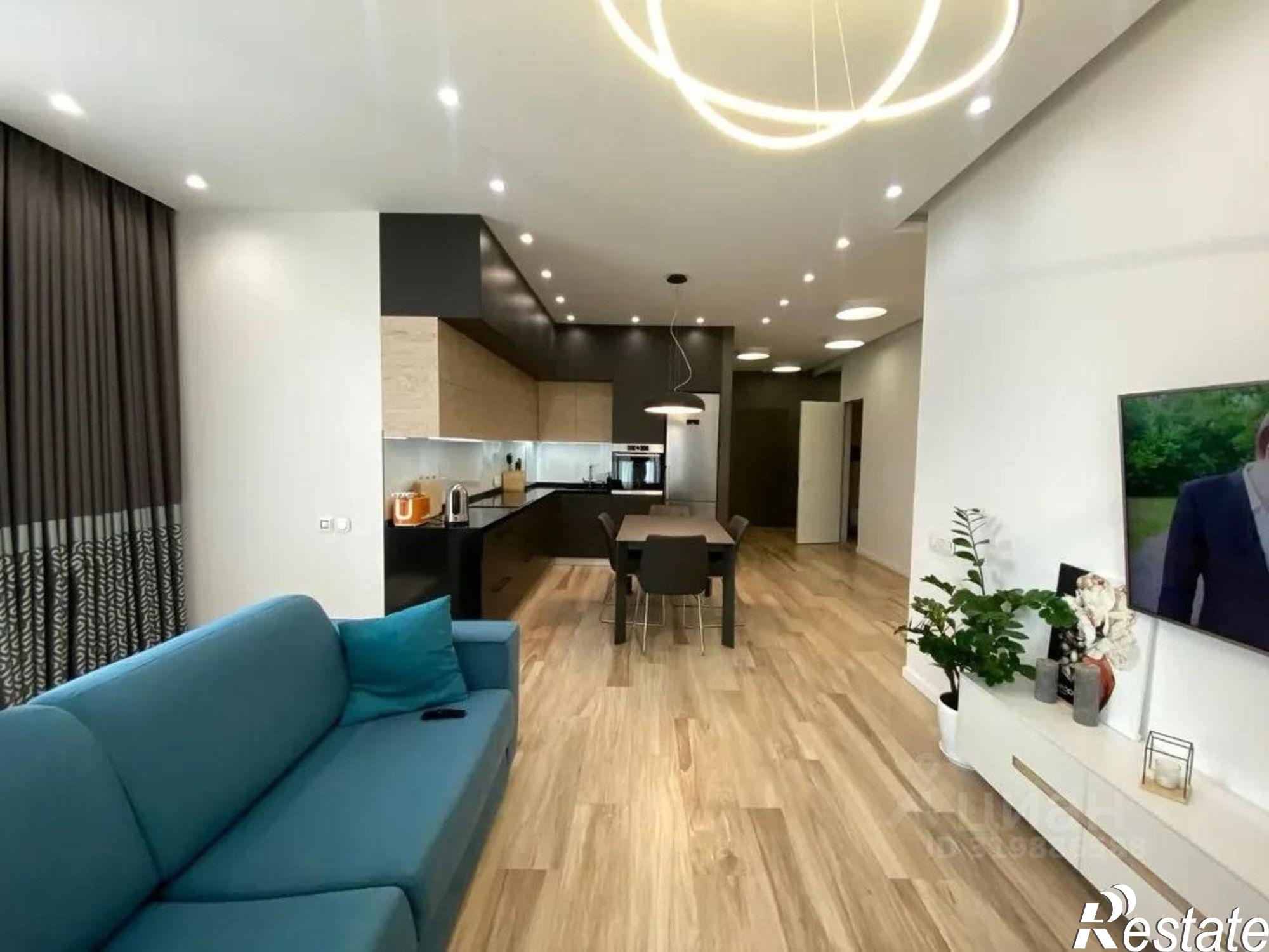 Купить квартиру за 41 000 000 рублей на б-р Надежд, 4/3