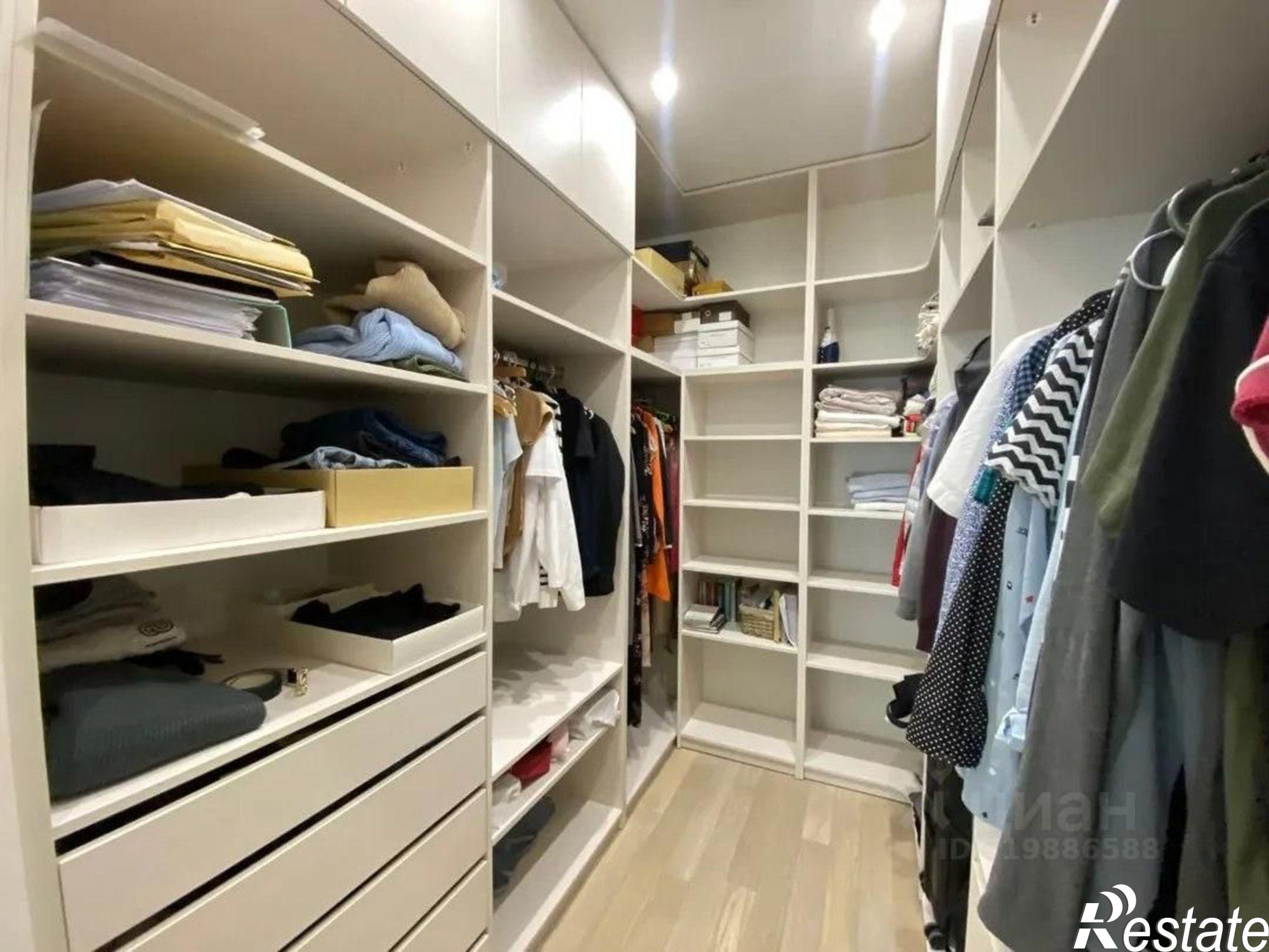 Купить квартиру за 41 000 000 рублей на б-р Надежд, 4/3