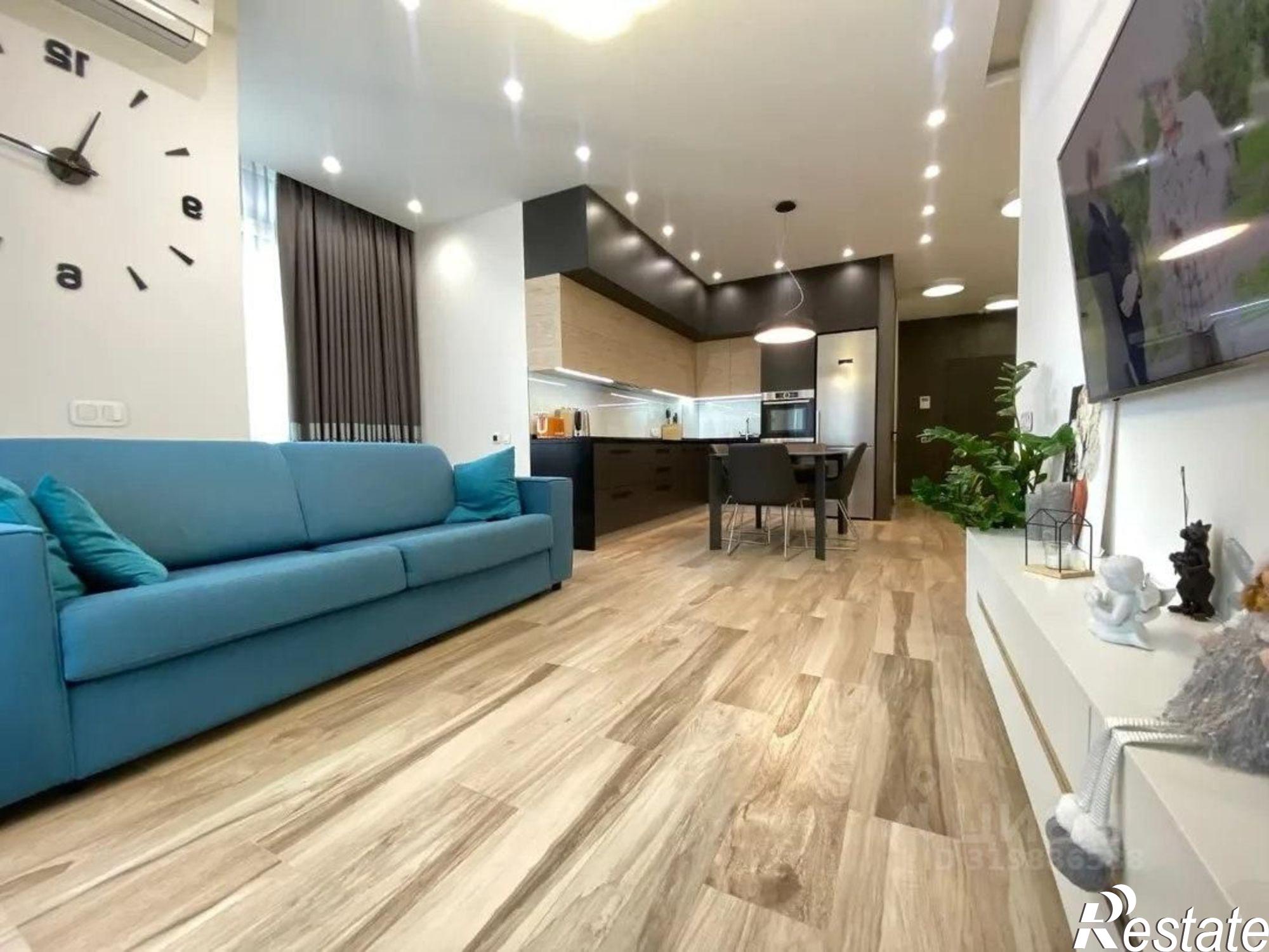 Купить квартиру за 41 000 000 рублей на б-р Надежд, 4/3