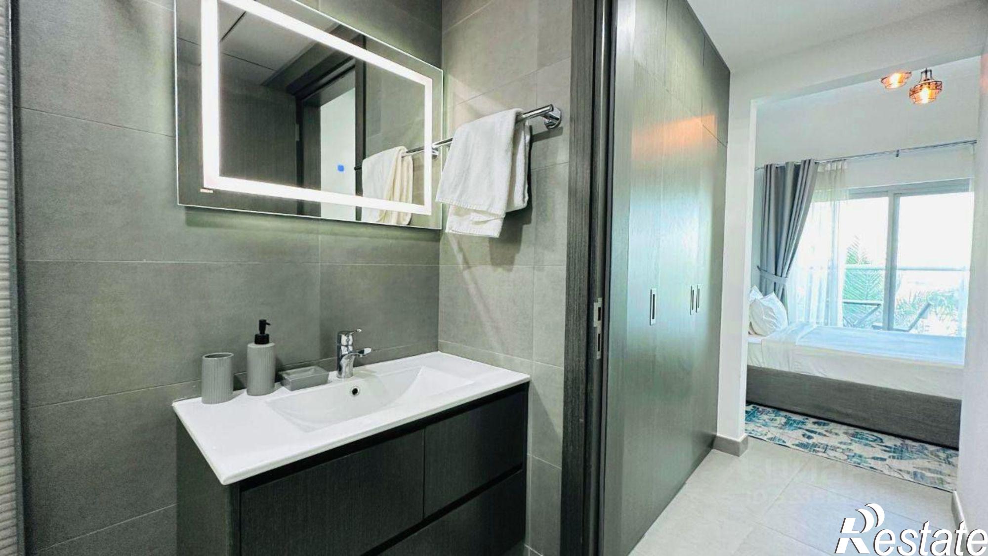 Купить квартиру за 26 000 000 рублей на б-р Надежд, 8/2