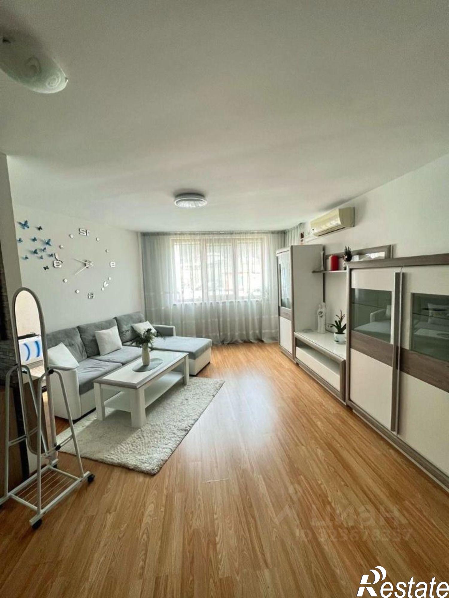 Купить квартиру за 27 000 000 рублей на ул Перелетная, 34